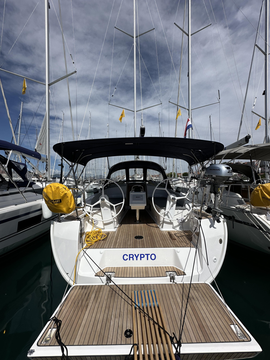 Bavaria Cruiser 37 — photo 4