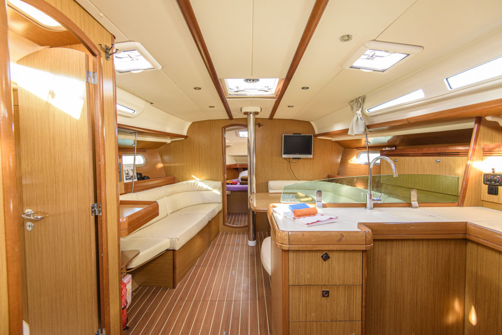 Sun Odyssey 42 i — photo 7