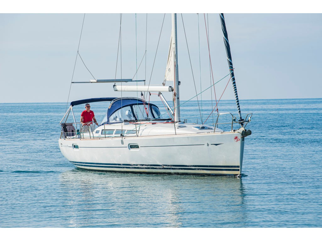 Sun Odyssey 42 i — photo 1