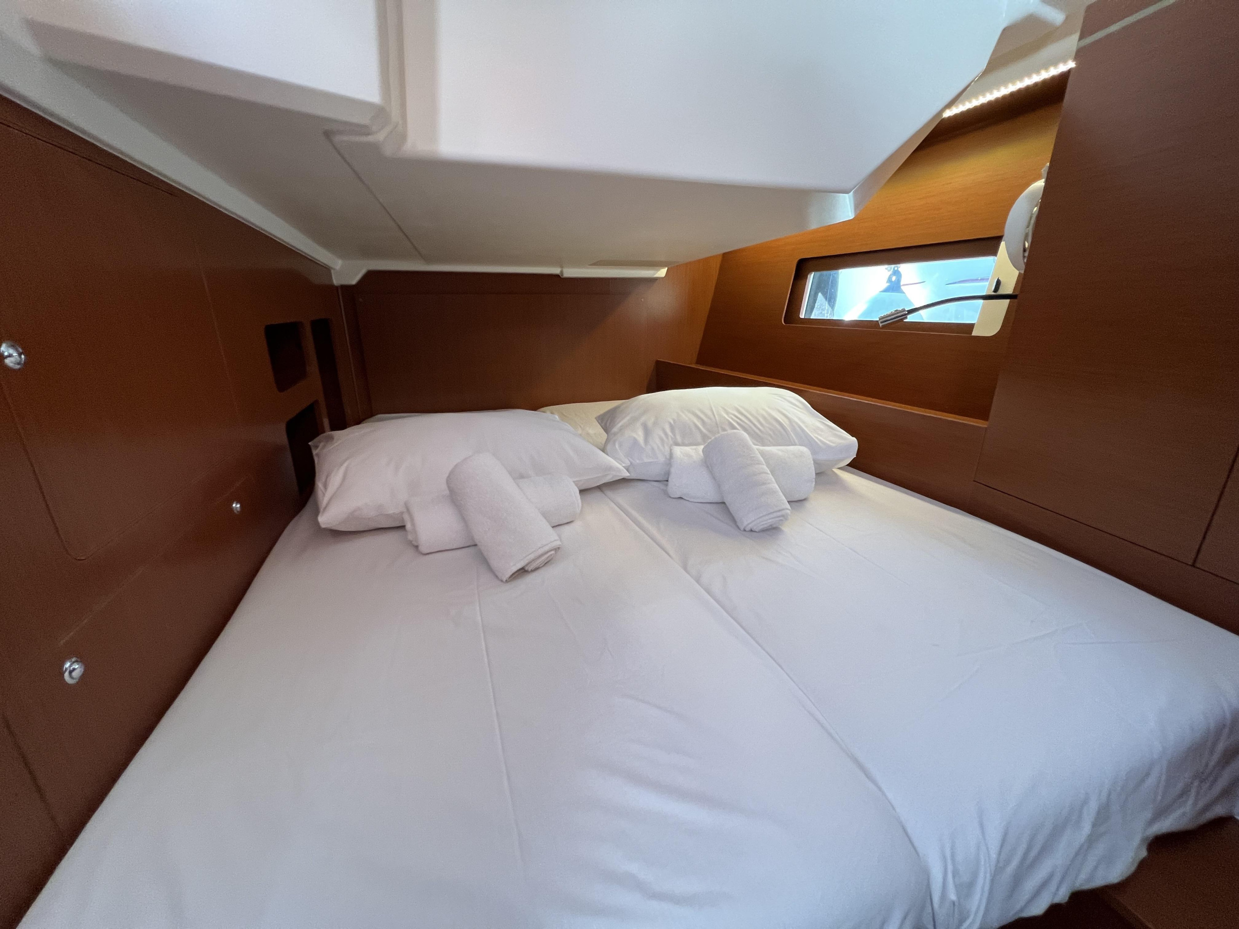 Oceanis 46.1 — photo 31