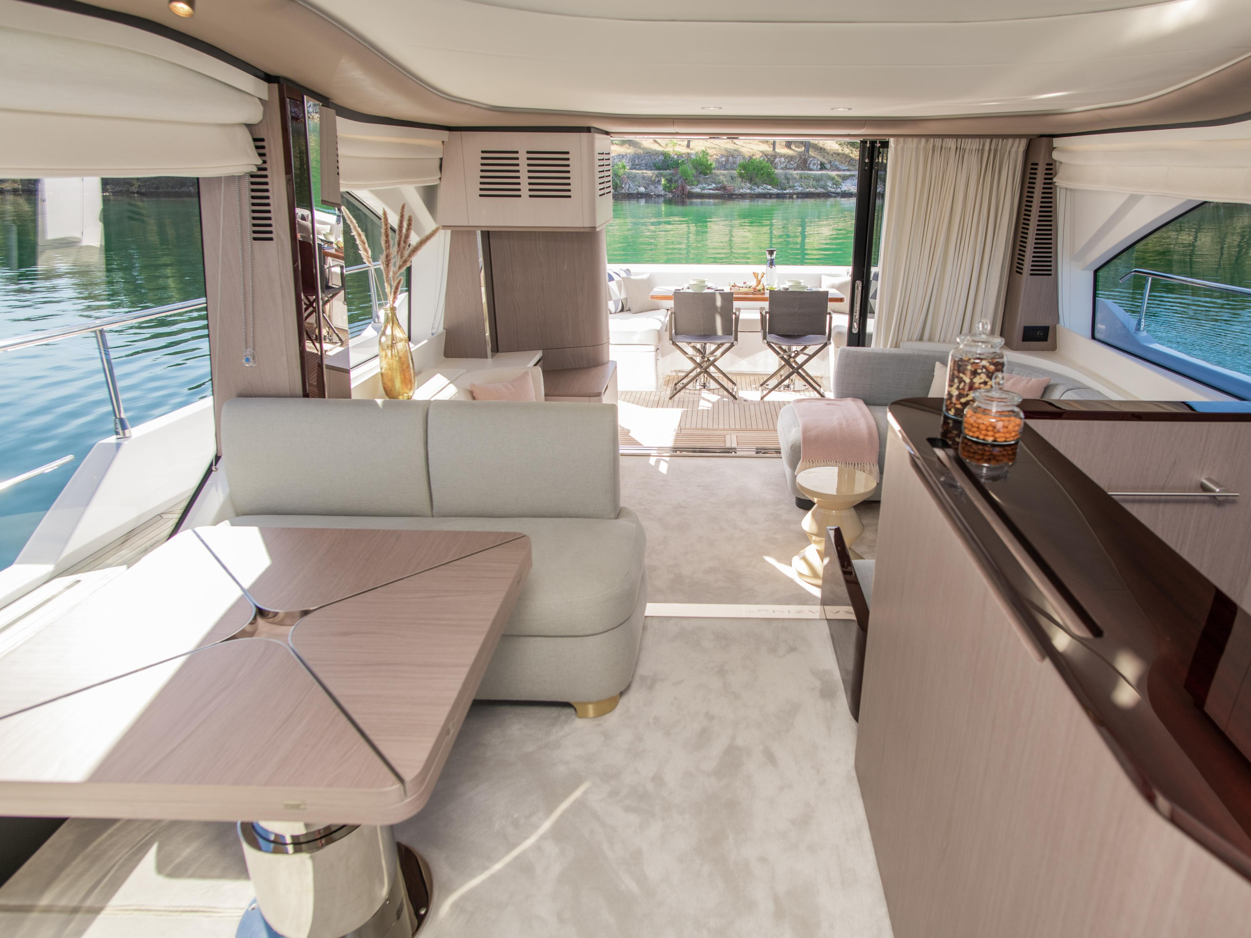 Azimut 60 Fly — photo 28