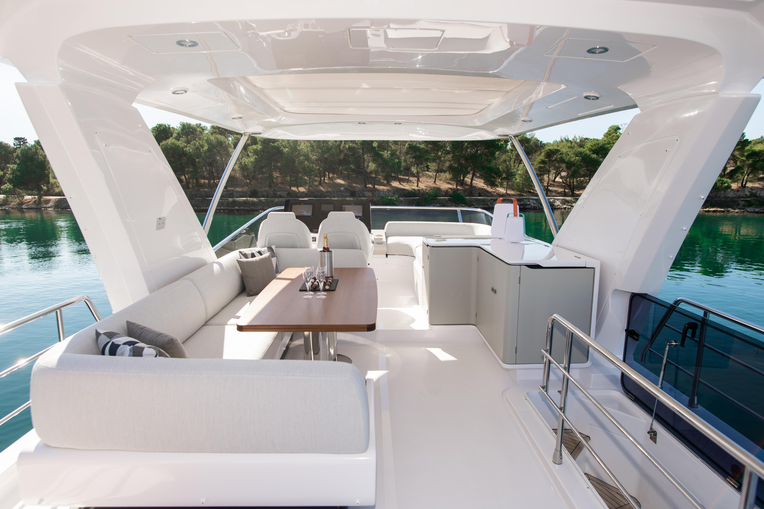 Azimut 60 Fly — photo 16