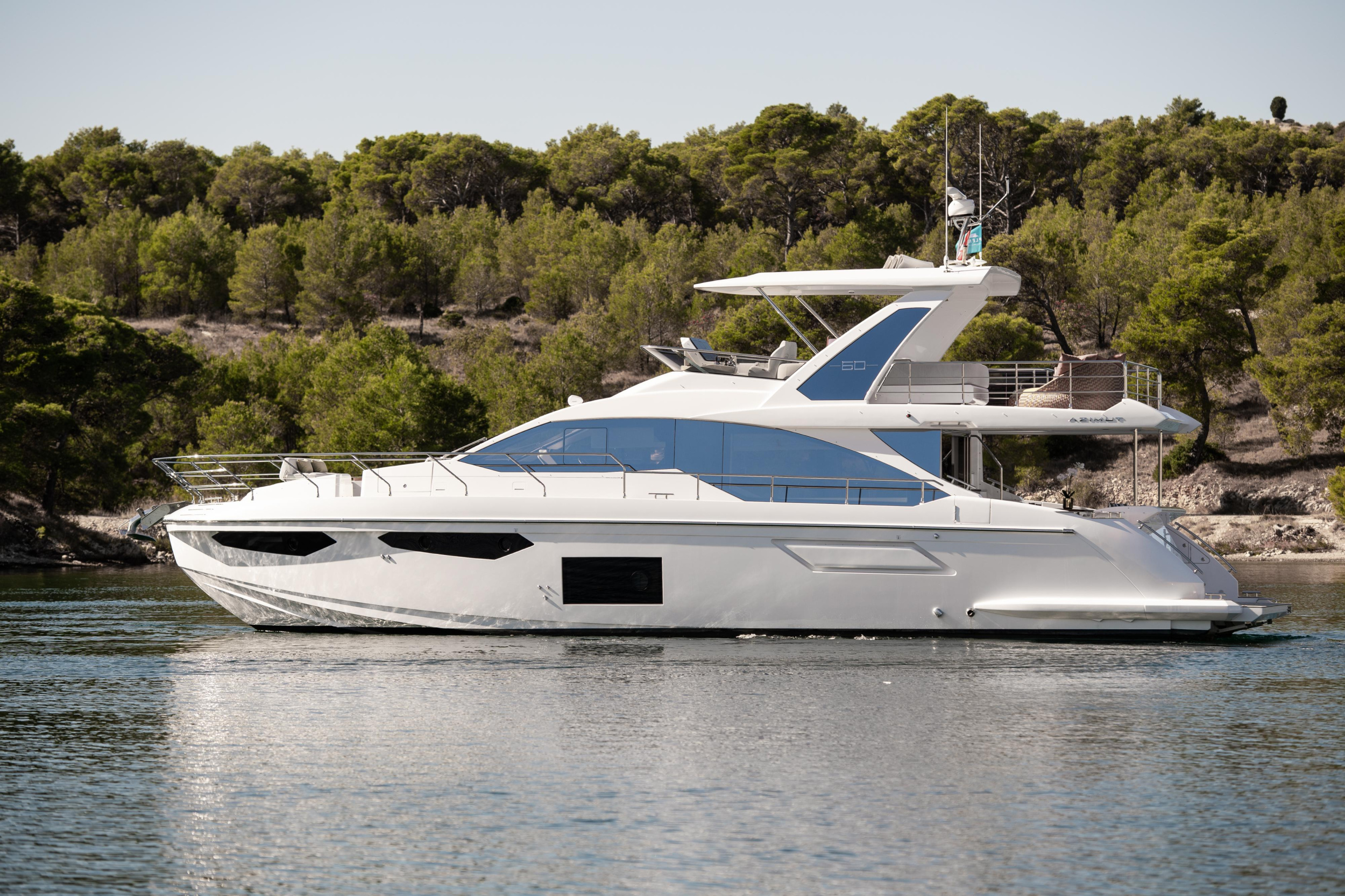 Azimut 60 Fly — photo 25