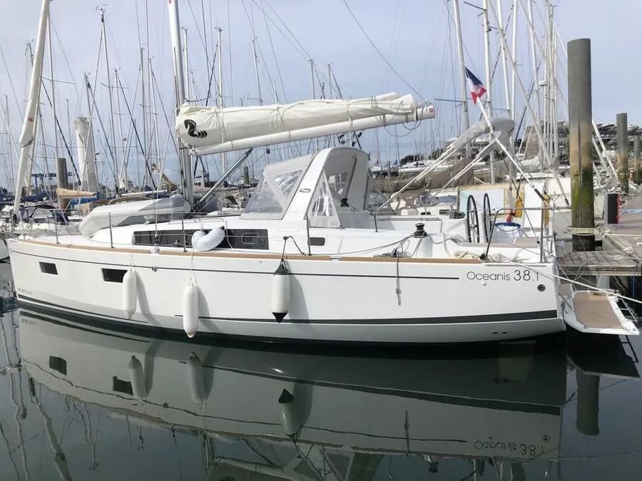 Photo #1 - Oceanis 38.1 (Lisboa) en  - 18918