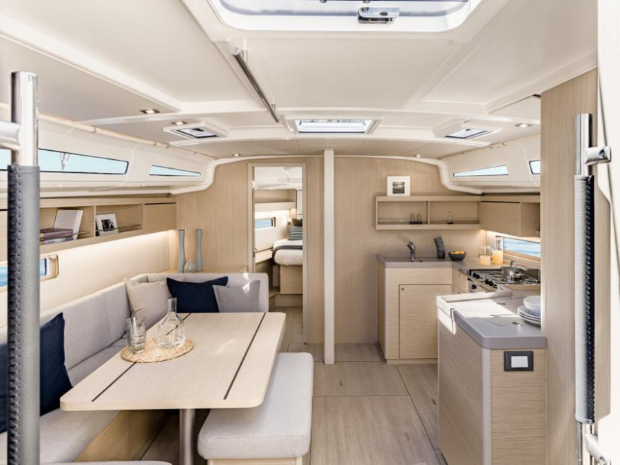 Oceanis 40.1 — photo 2