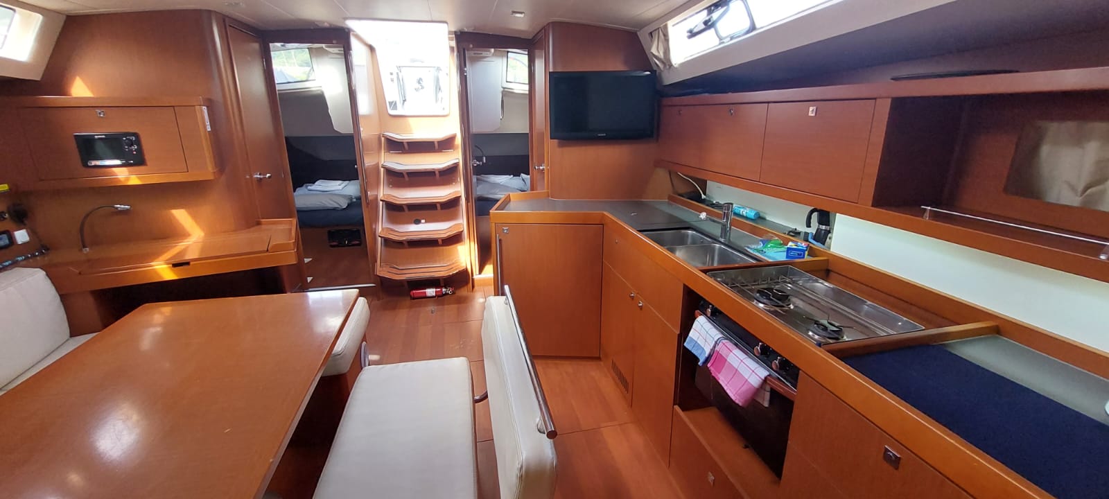 Oceanis 45 — photo 13