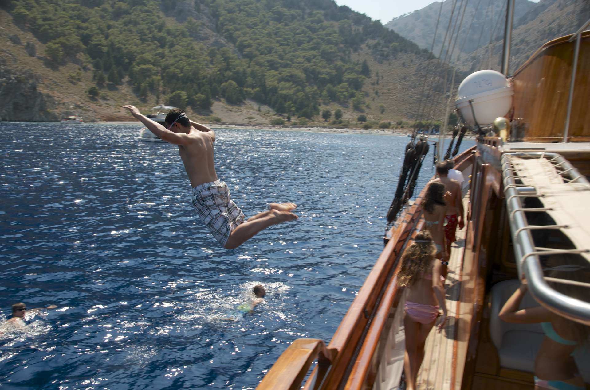 Custom Motor Sailer 124' — photo 27
