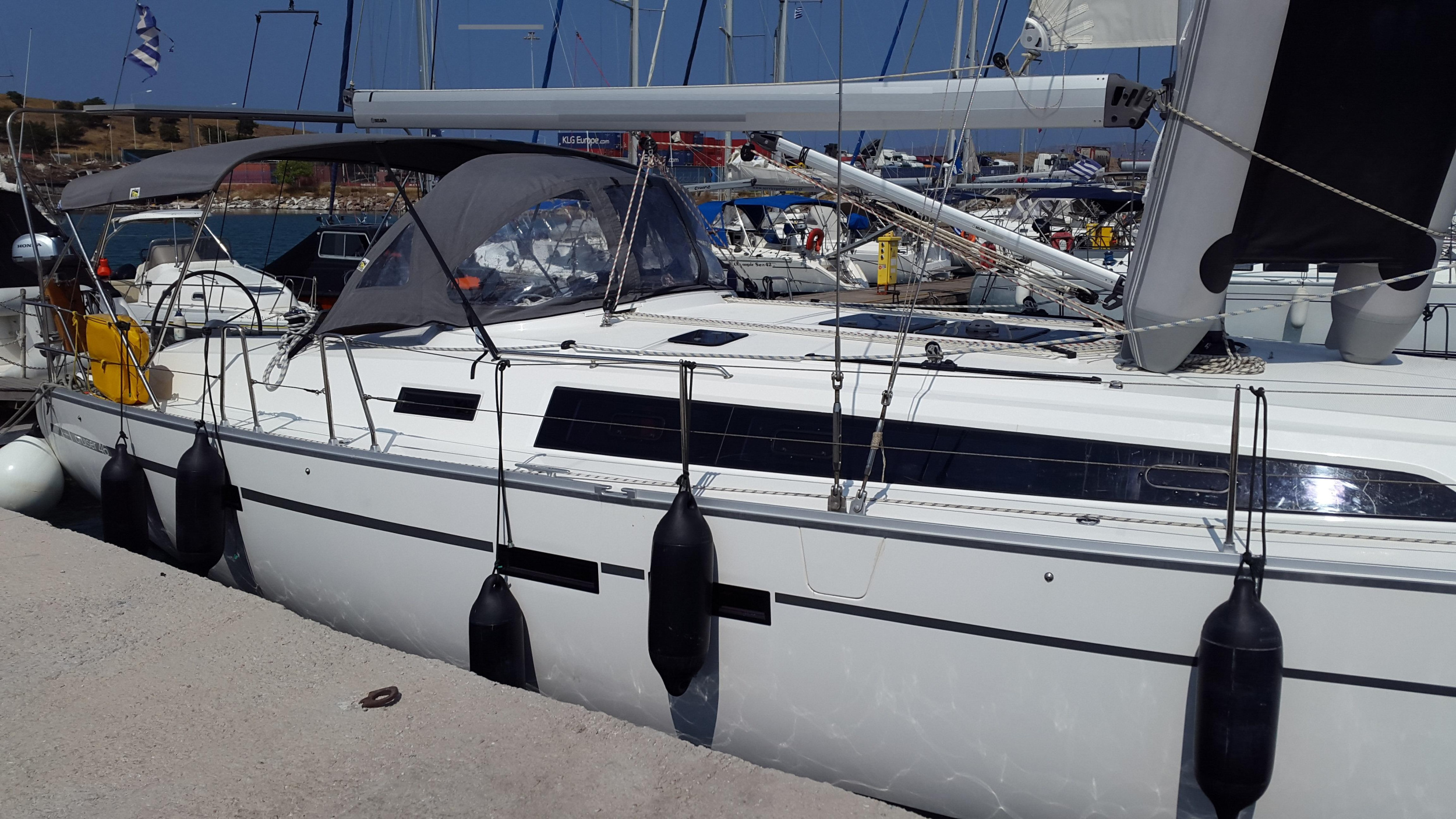 Bavaria Cruiser 46 — photo 8