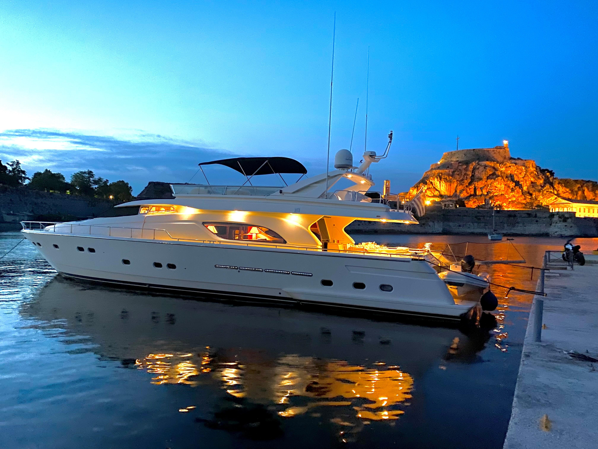 Ferretti 80 — photo 12