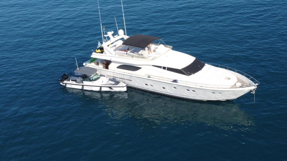 Ferretti 80 — photo 40