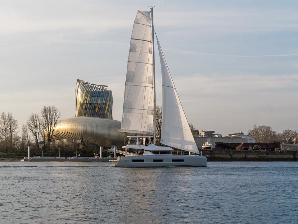 Lagoon 55 (2) — photo 21