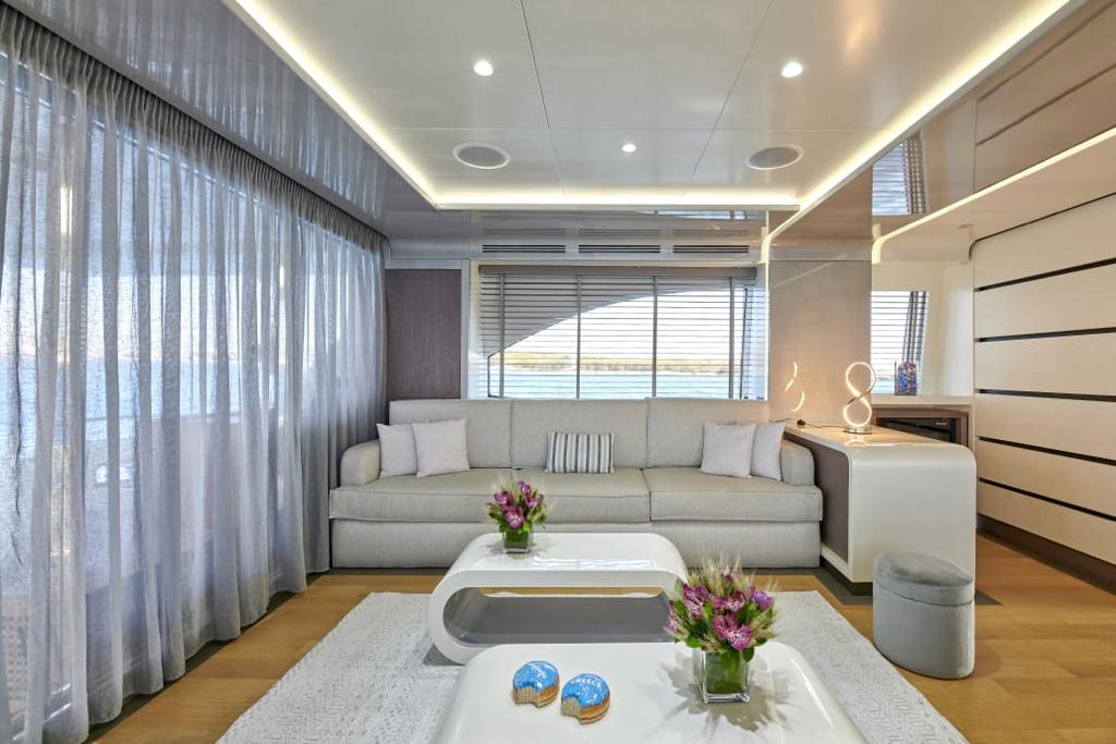 Azimut 85F — photo 35