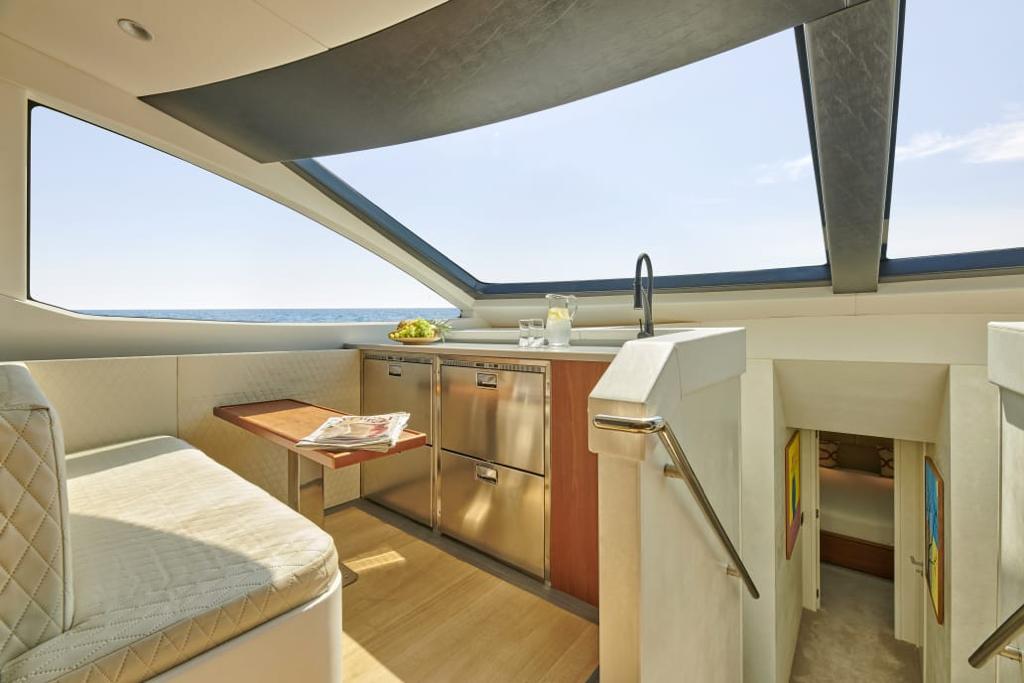 Azimut 85F — photo 39
