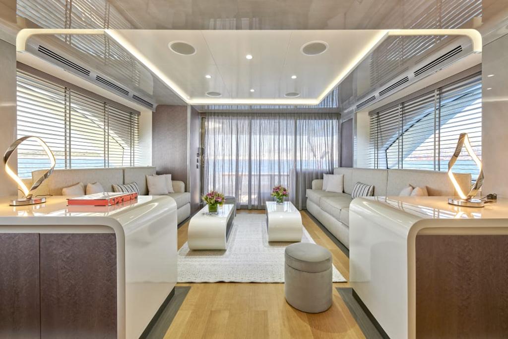 Azimut 85F — photo 17