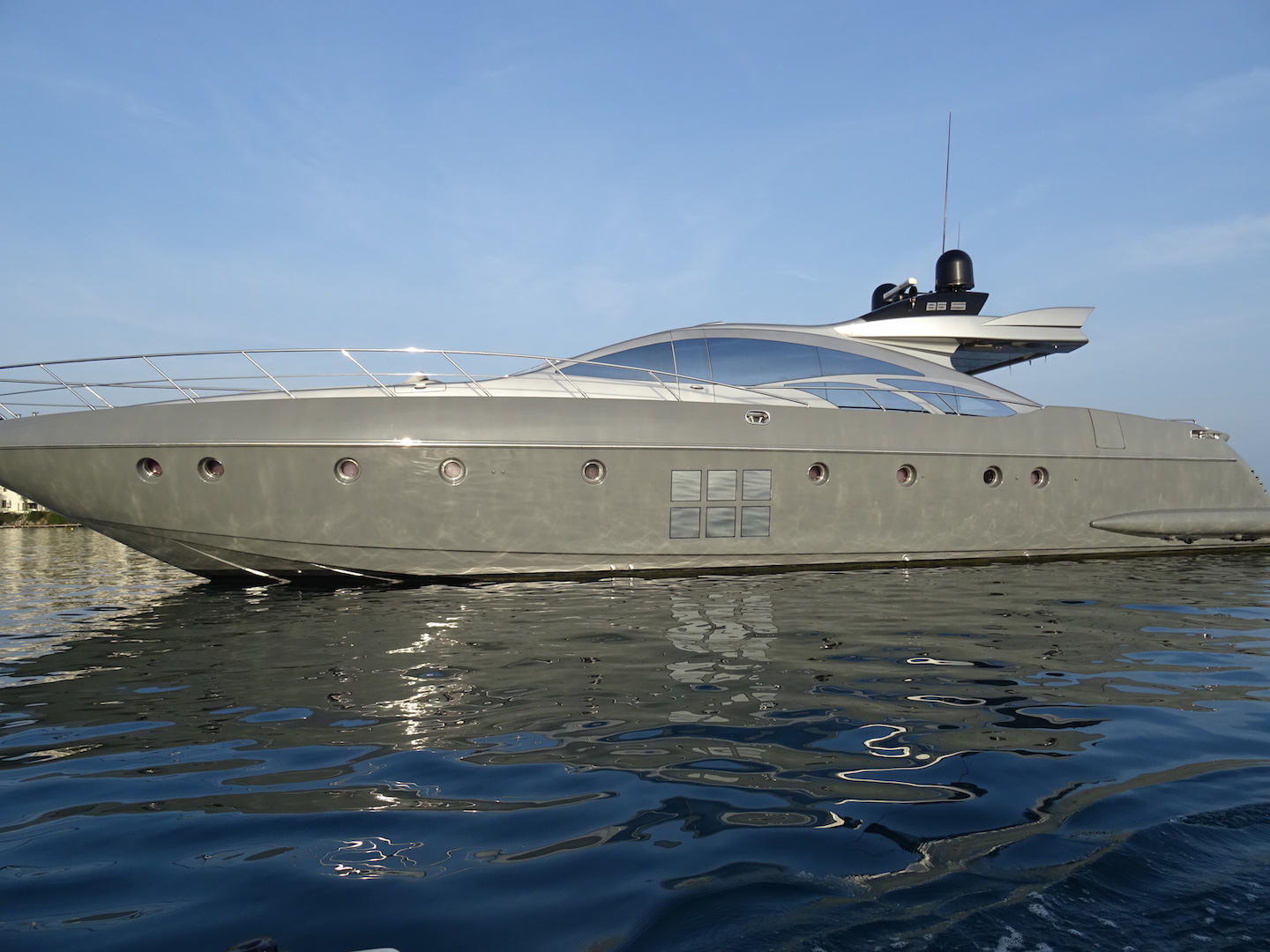 Azimut 86 — photo 69