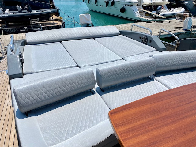 Azimut 86 — photo 64