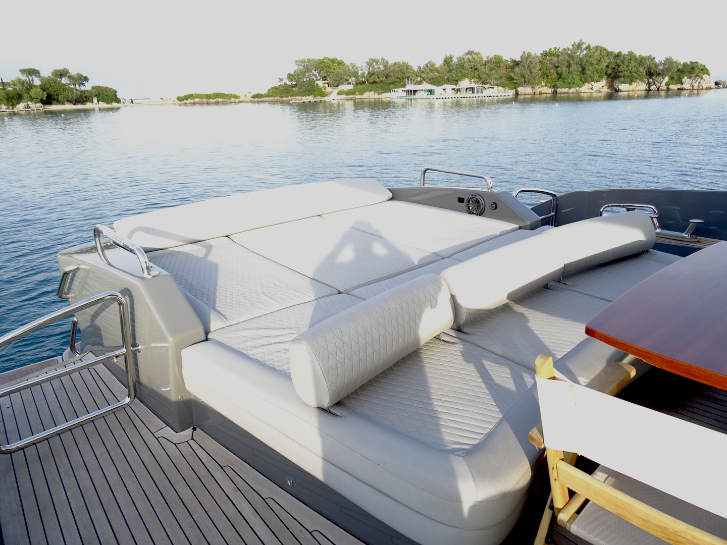 Azimut 86 — photo 74