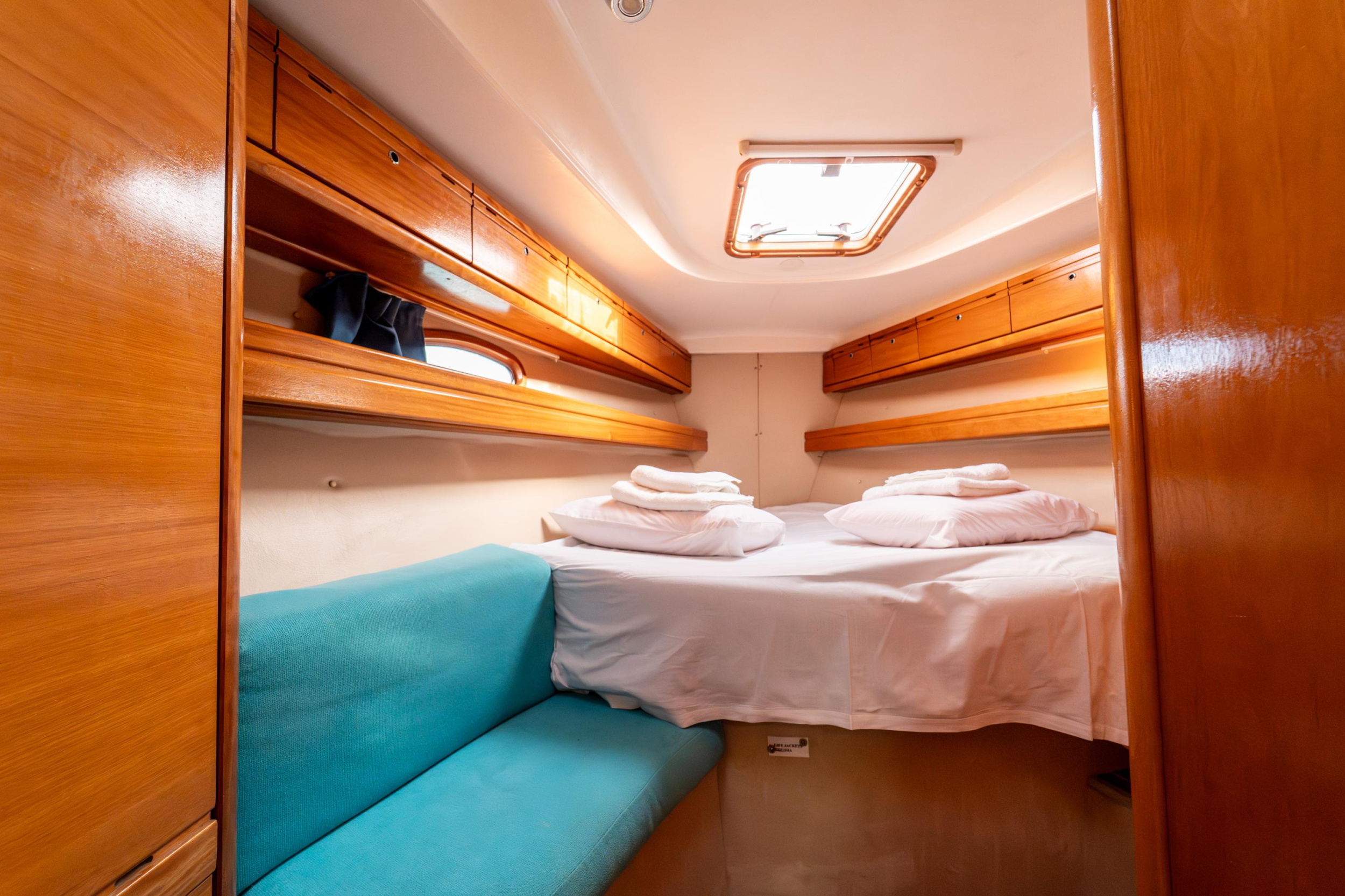 Bavaria 39 Cruiser — photo 16