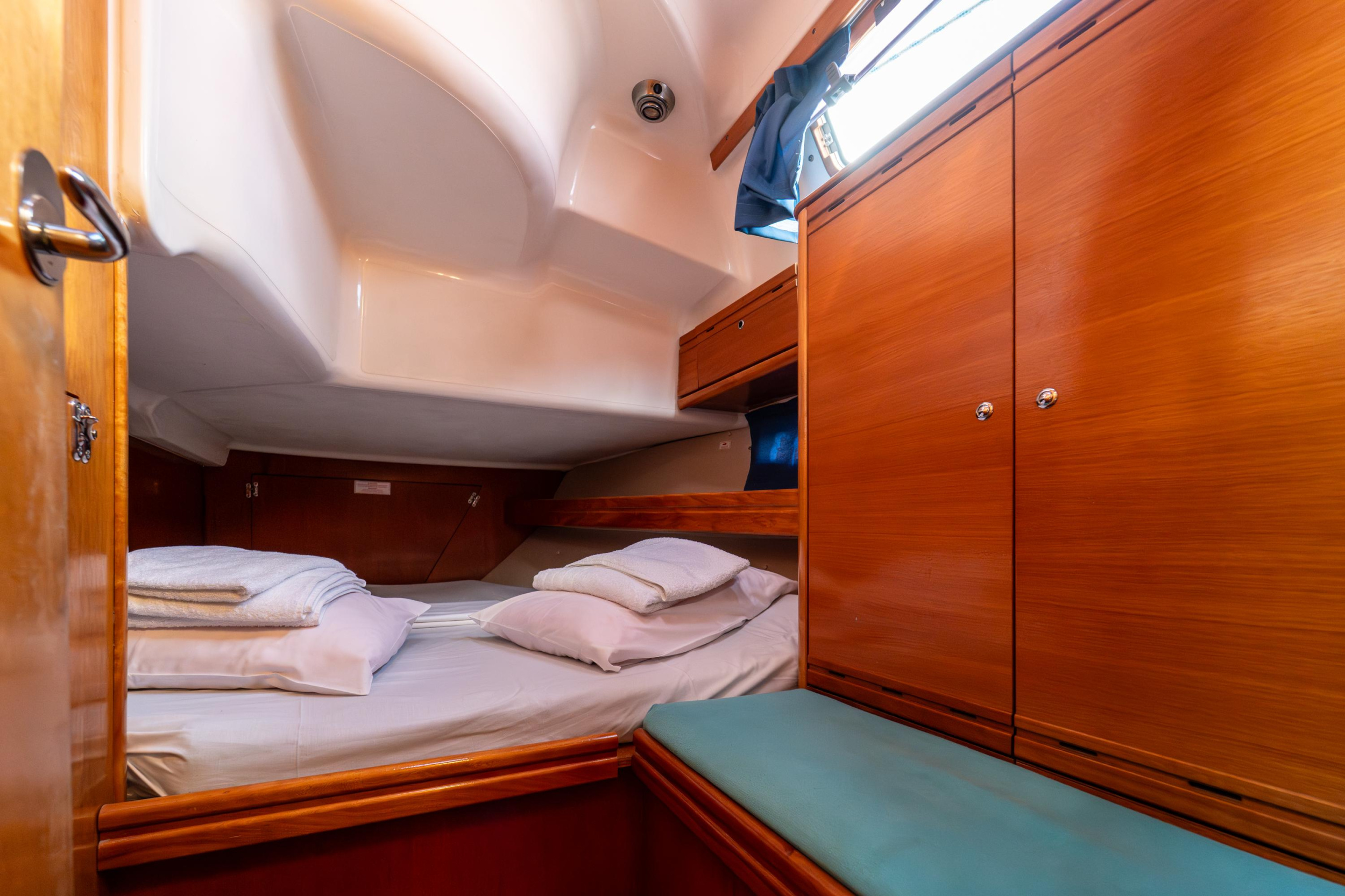 Bavaria 39 Cruiser — photo 15