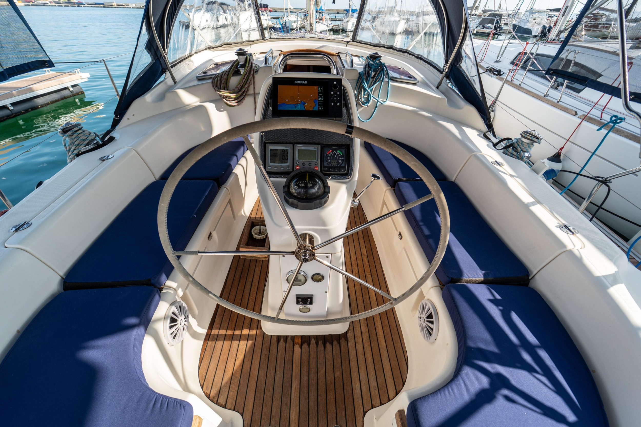 Bavaria 39 Cruiser — photo 20