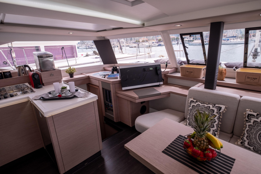 Fountaine Pajot Astréa 42 — photo 14