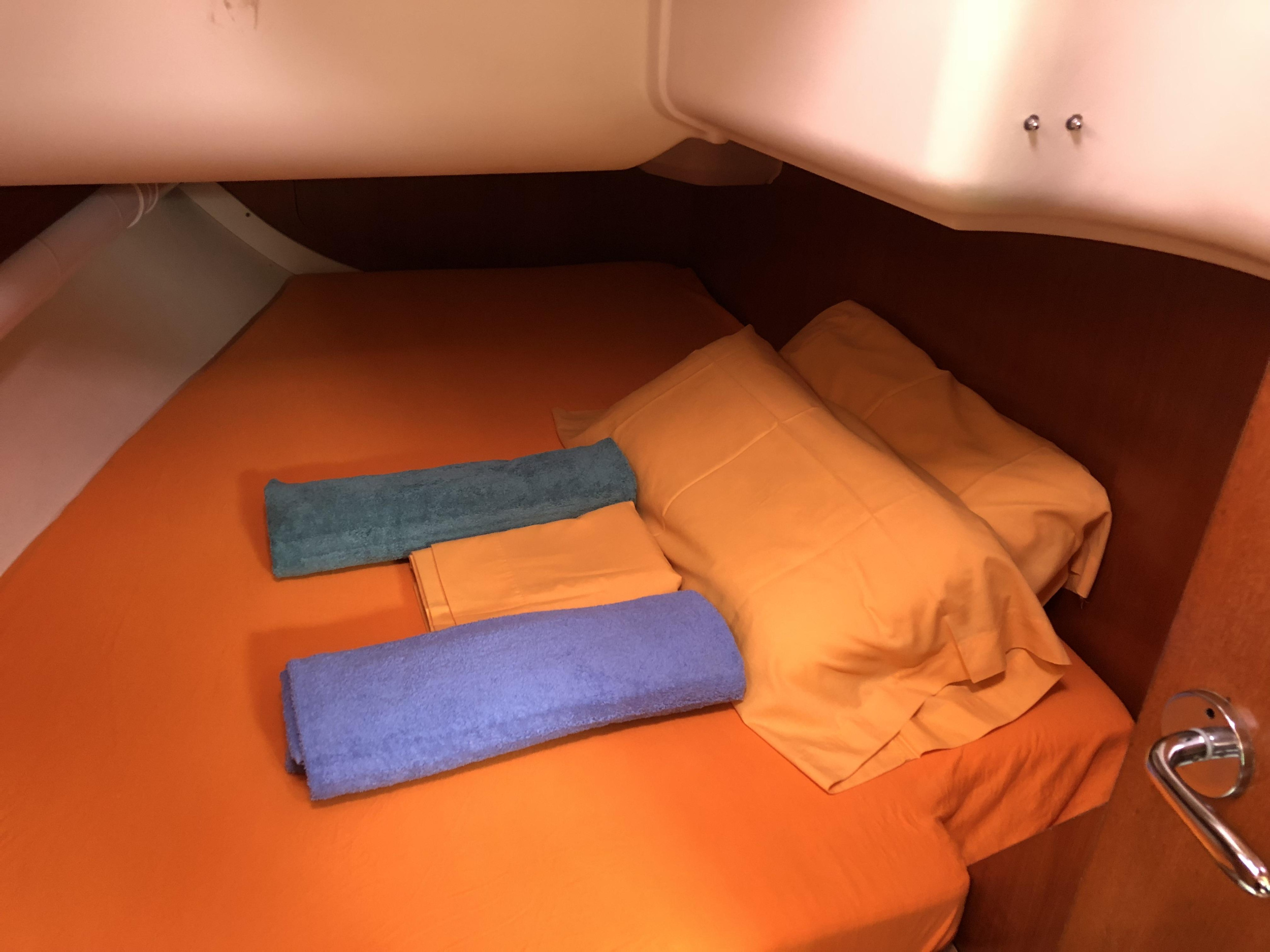 Dufour 365 Grand Large — photo 14