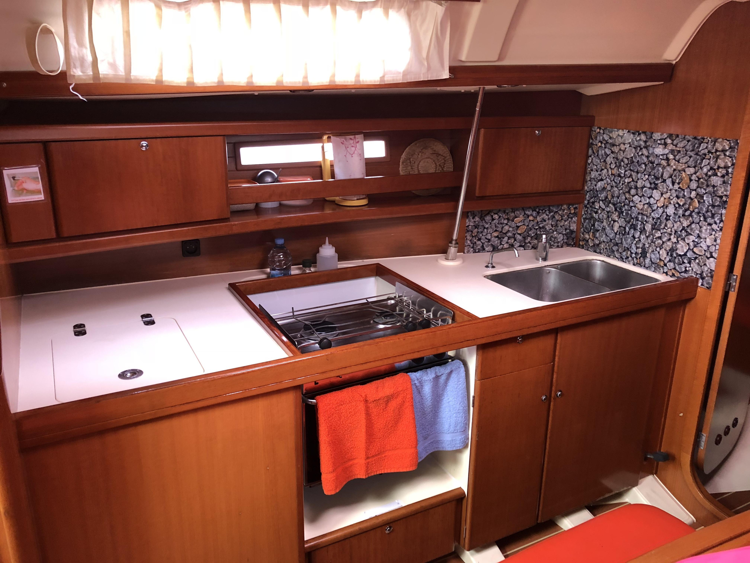 Dufour 365 Grand Large — photo 9