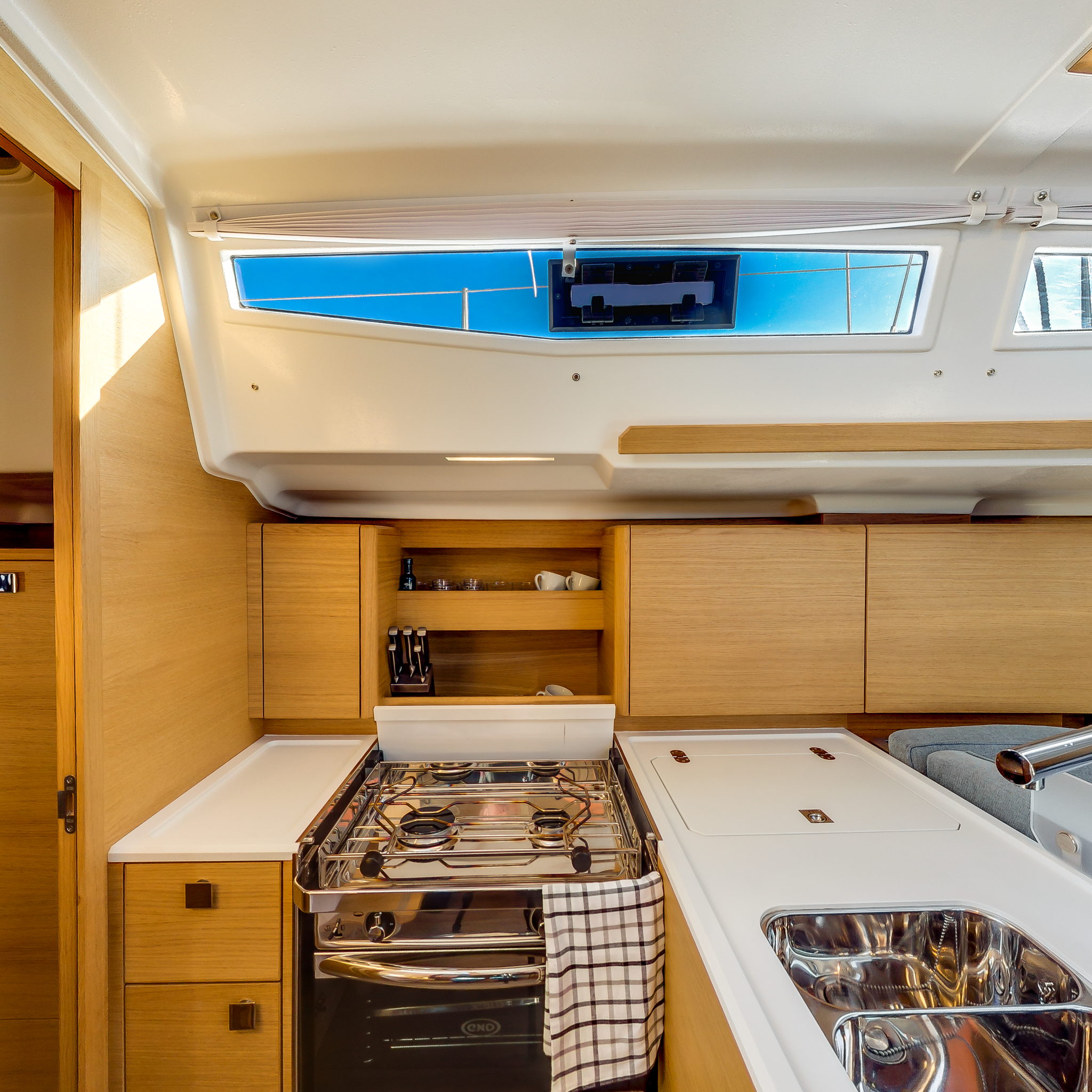 Elan E4 — photo 7