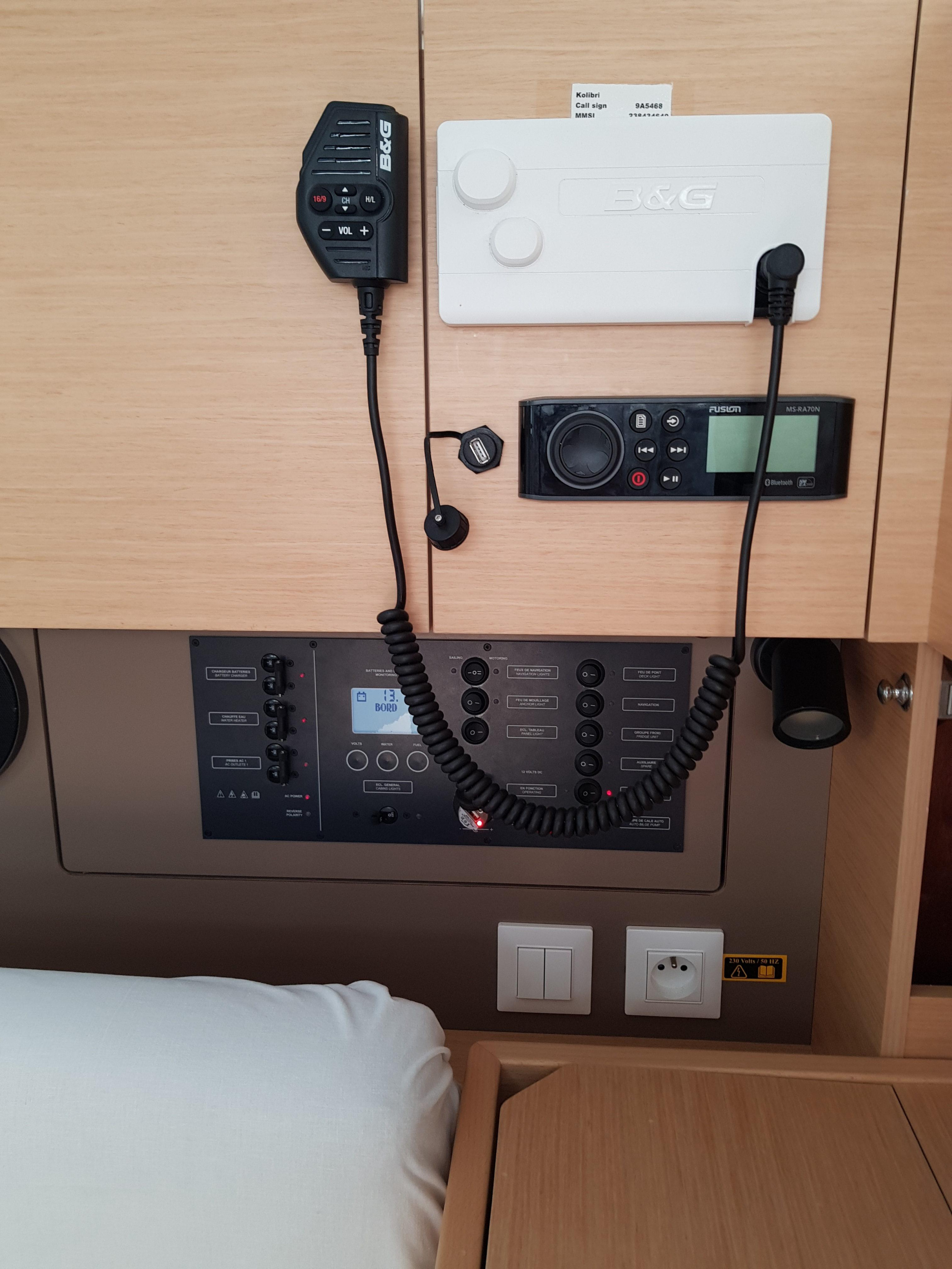 Oceanis 35.1 — photo 6