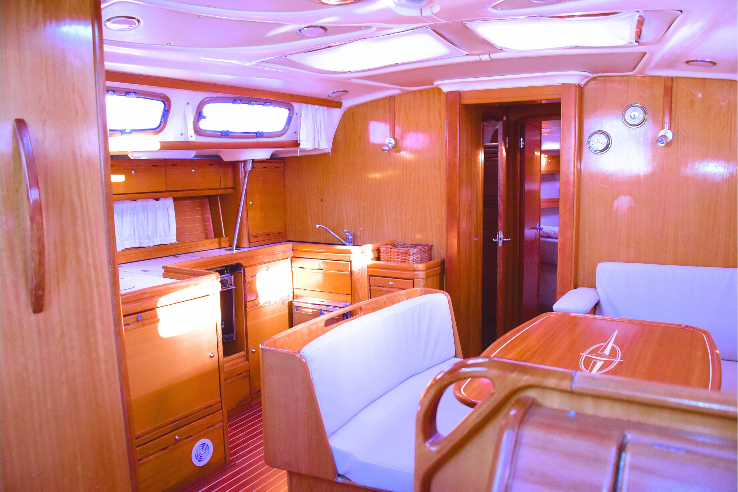 Bavaria Cruiser 50 — photo 8