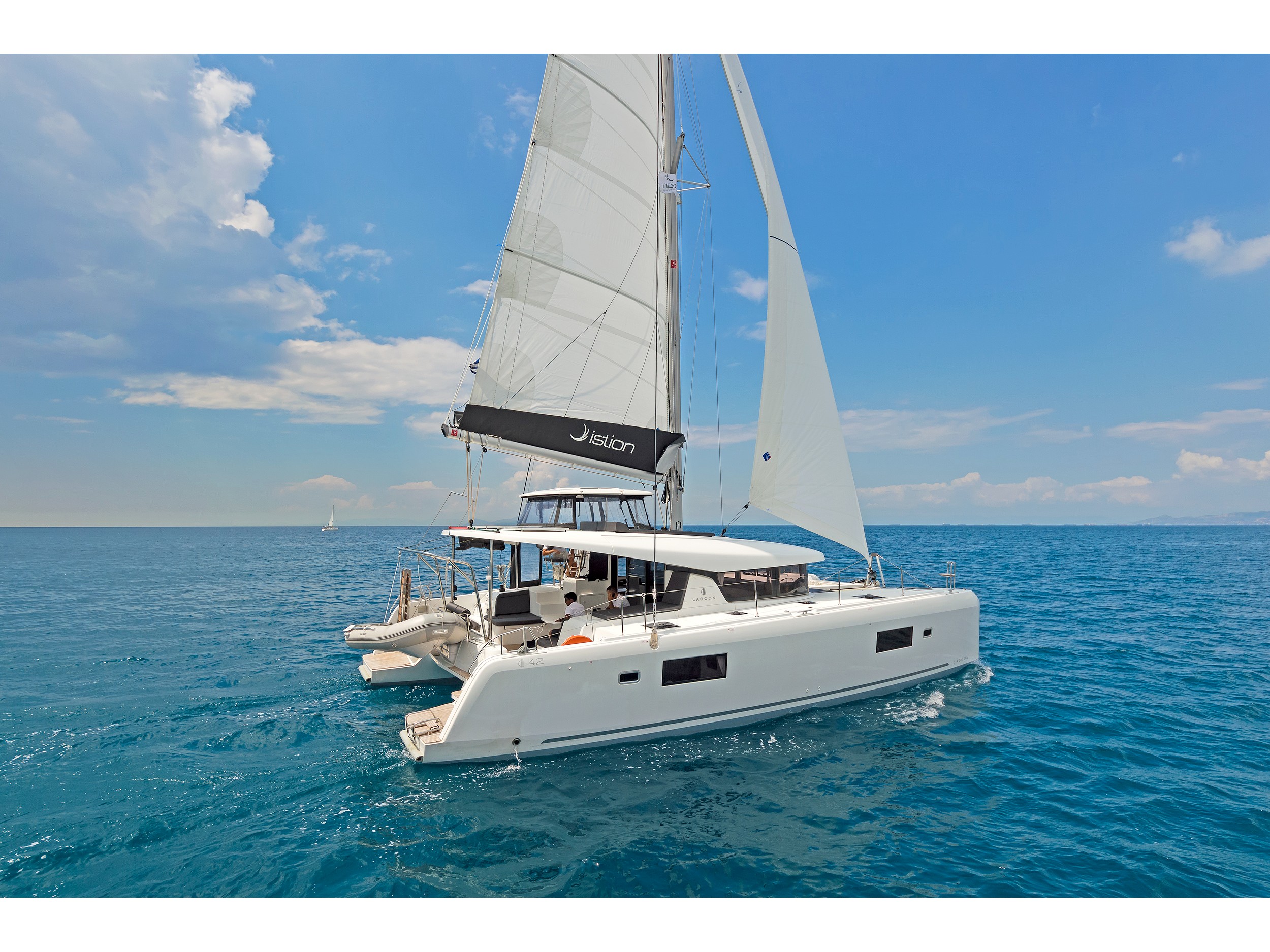 Lagoon 42 & GEN — photo 1