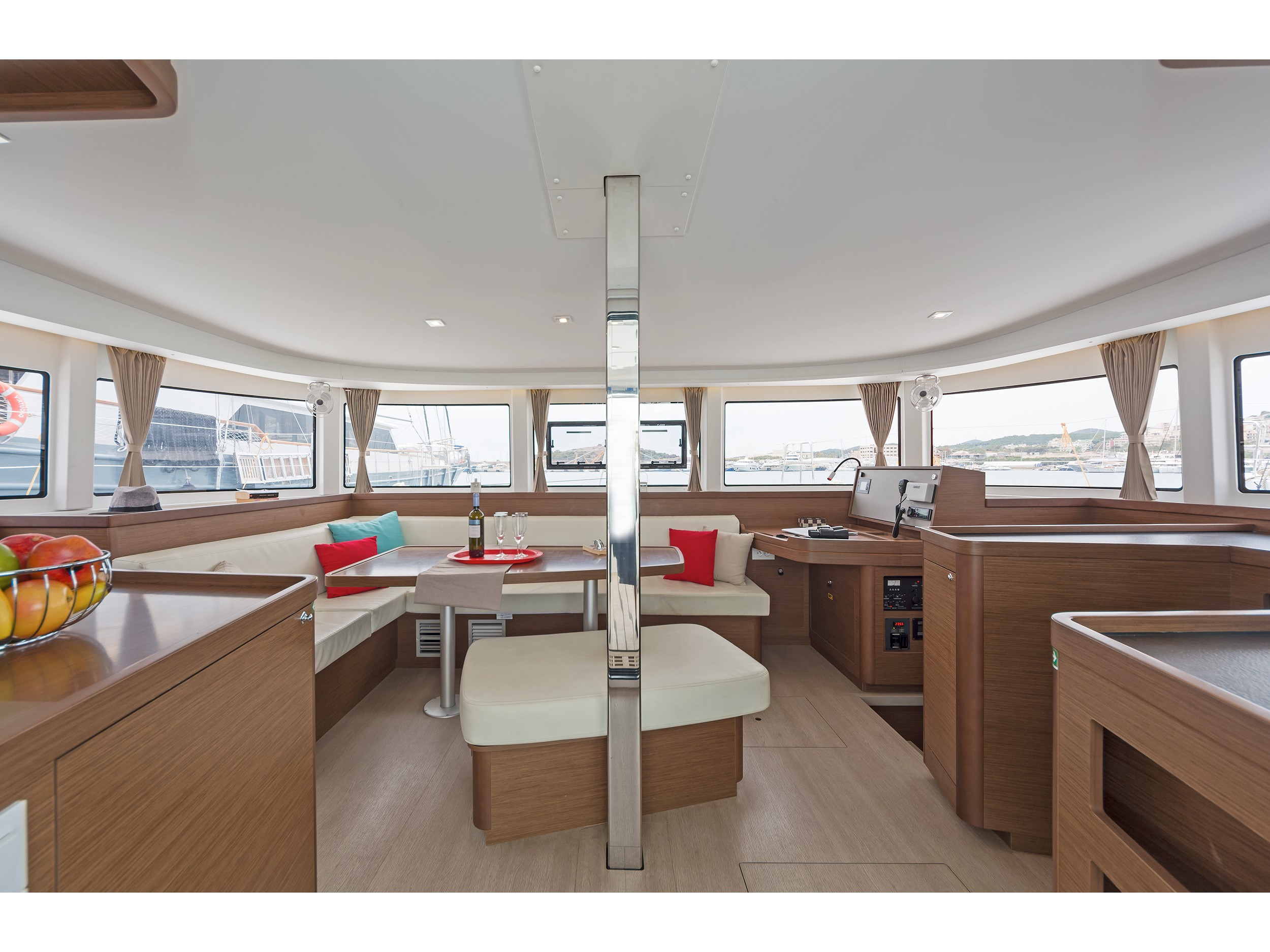 Lagoon 42 & GEN — photo 14
