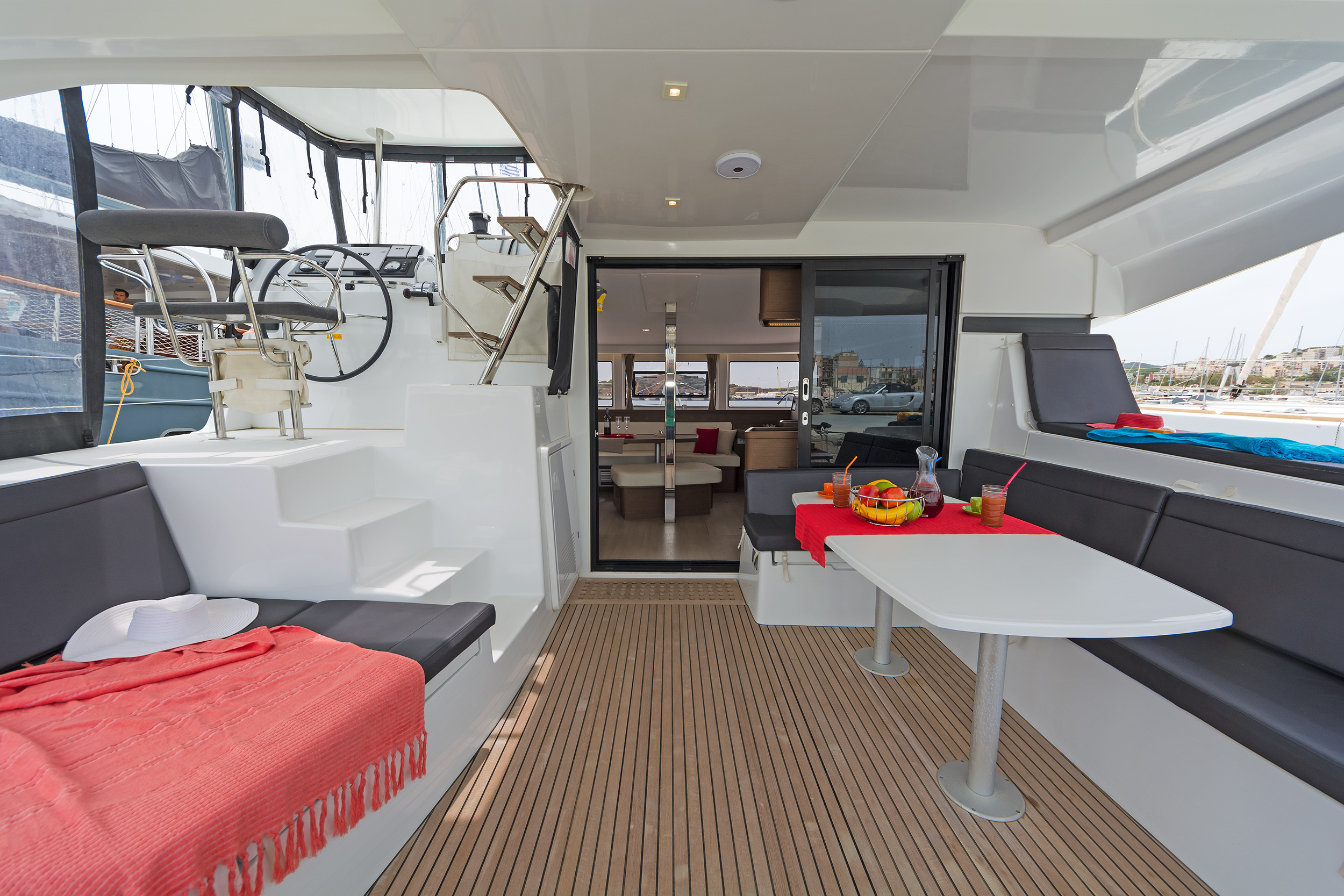 Lagoon 42 & GEN — photo 24