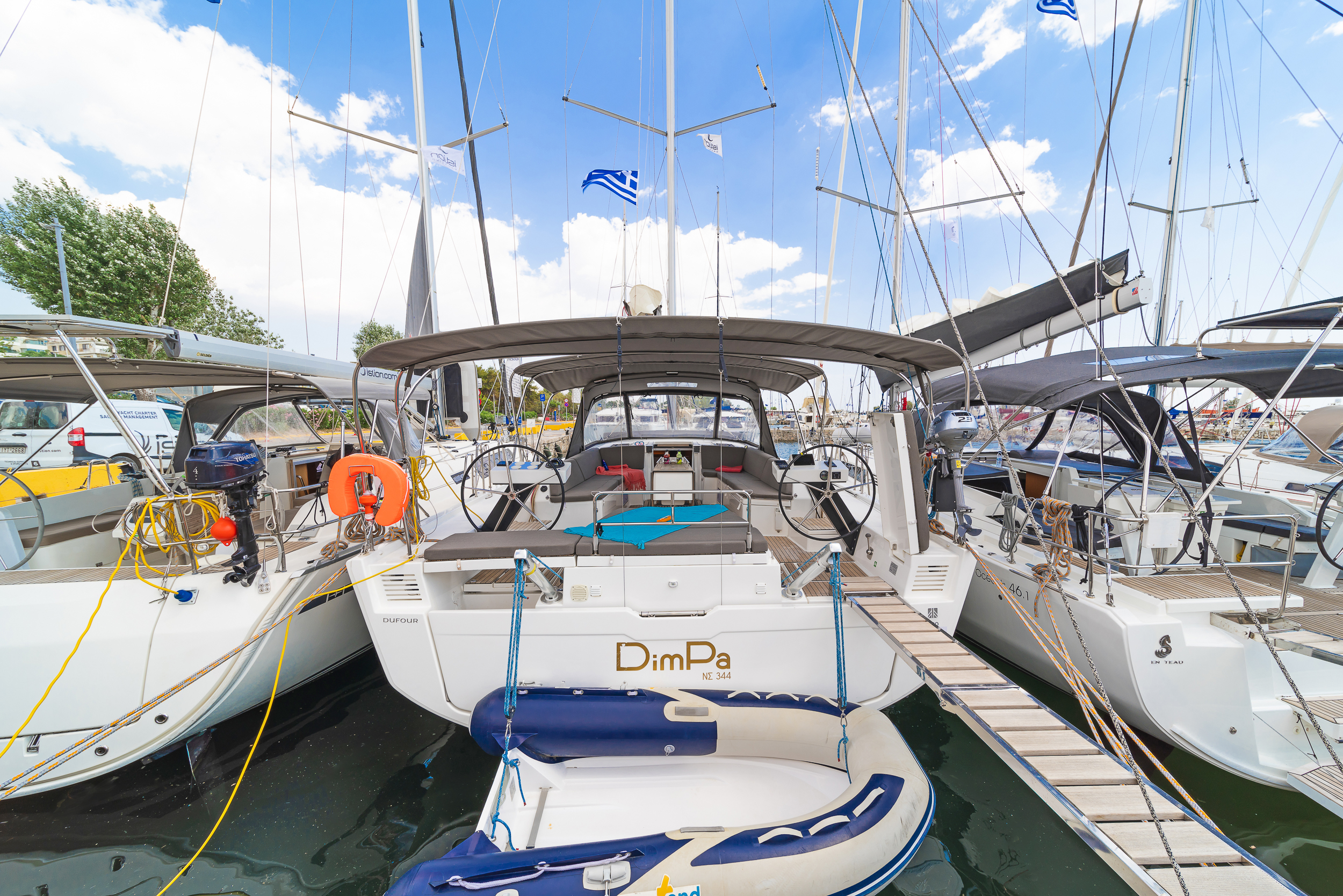 Dufour 530 AC & GEN & WM — photo 8