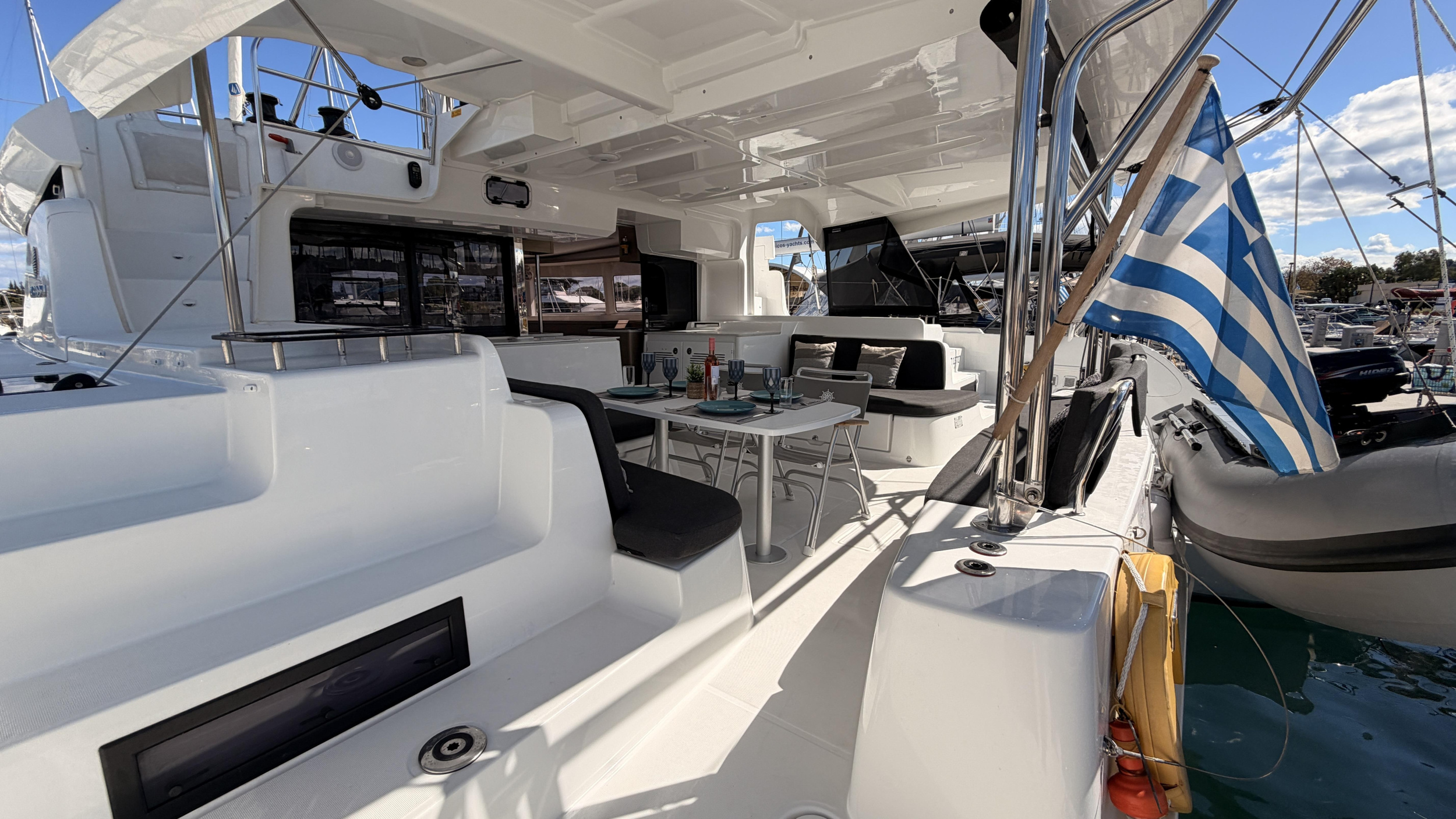 Lagoon 46 — photo 9
