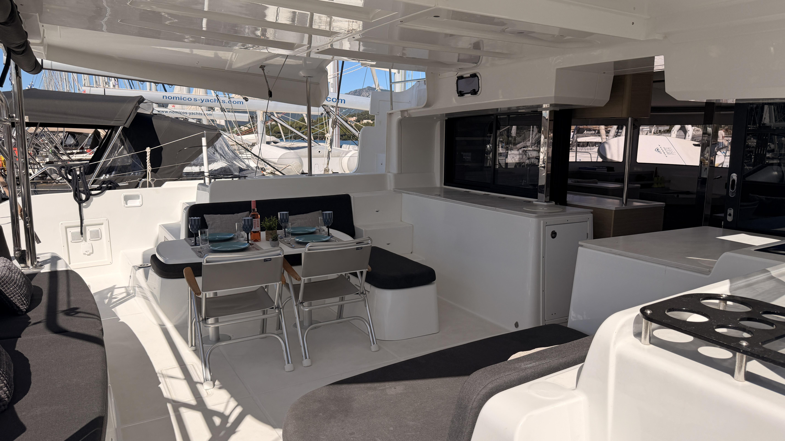 Lagoon 46 — photo 17