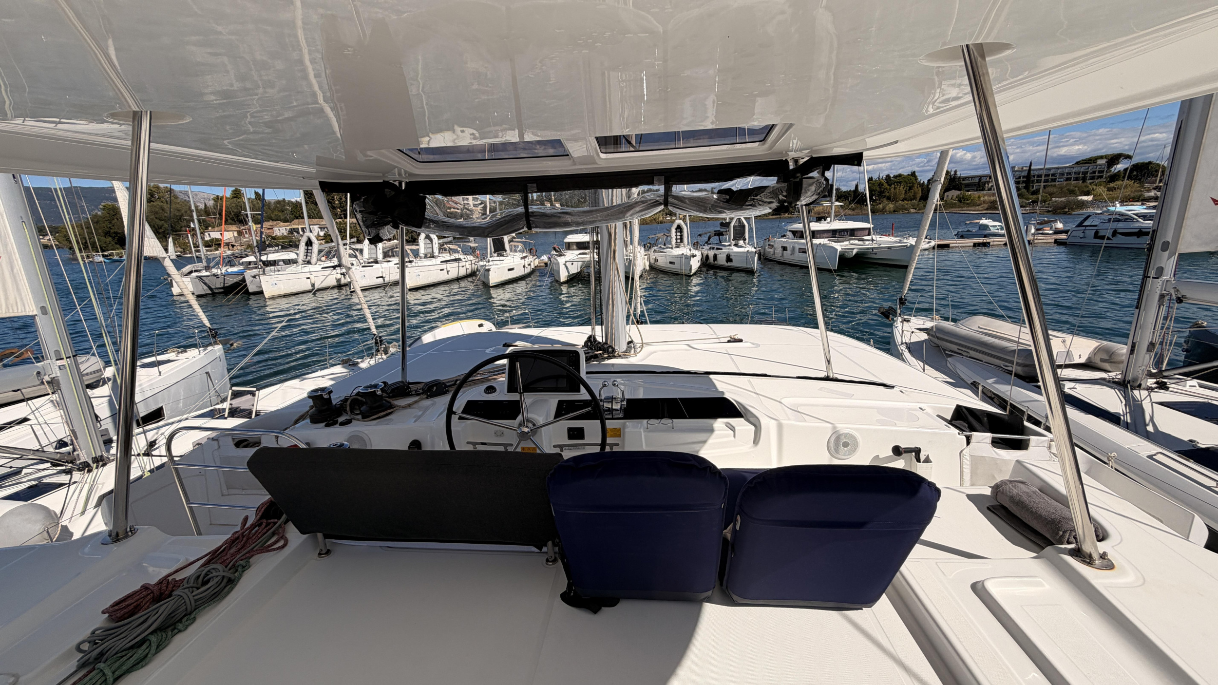 Lagoon 46 — photo 8