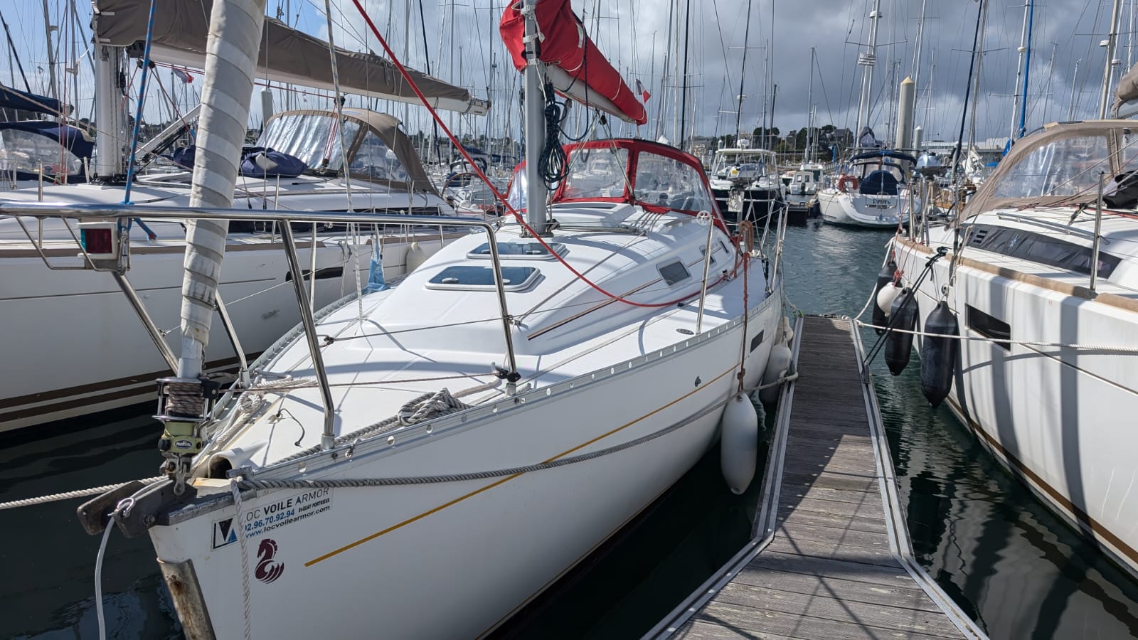 Oceanis 311 (DL) — photo 5