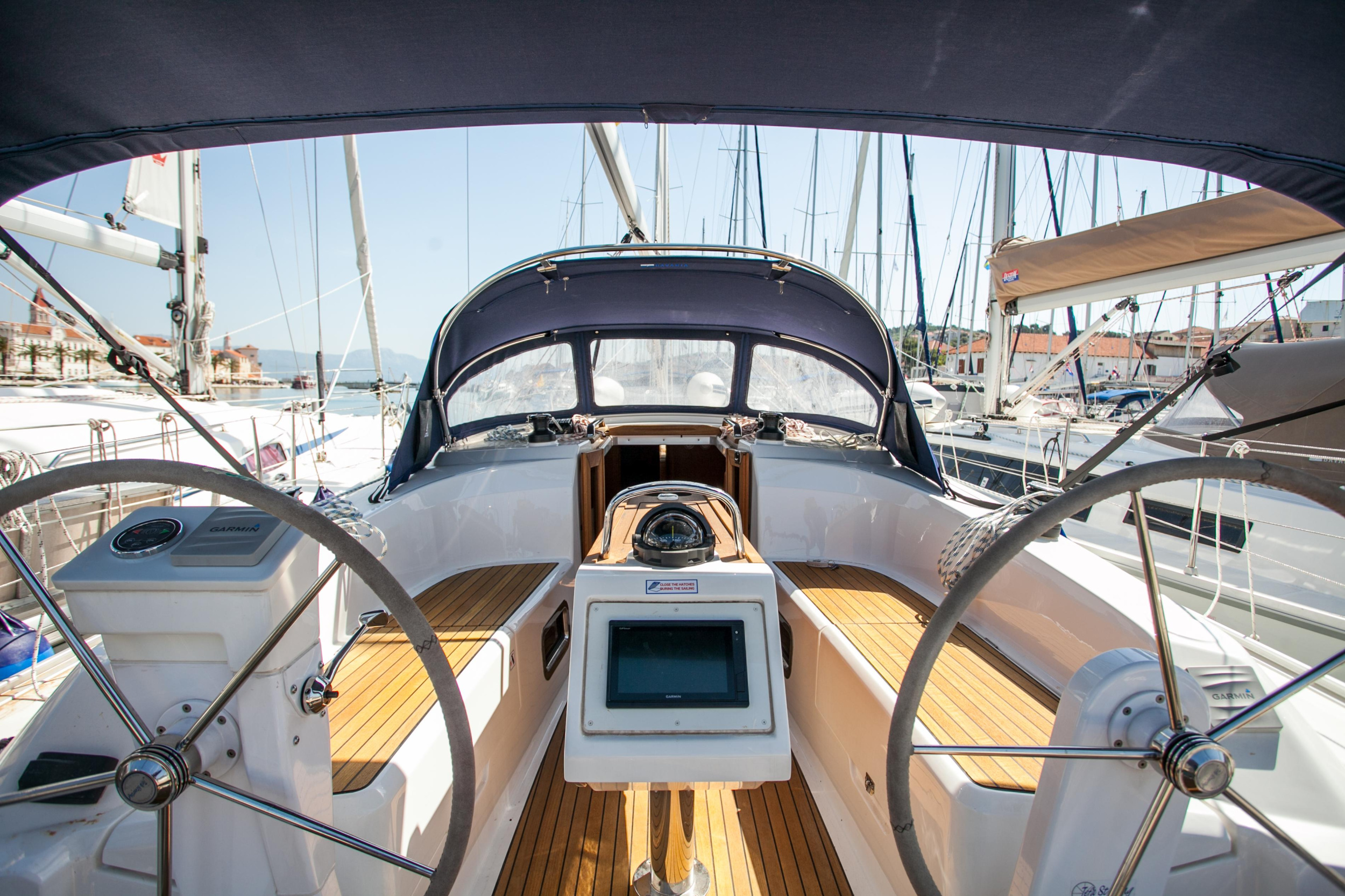 Bavaria Cruiser 34 — photo 11
