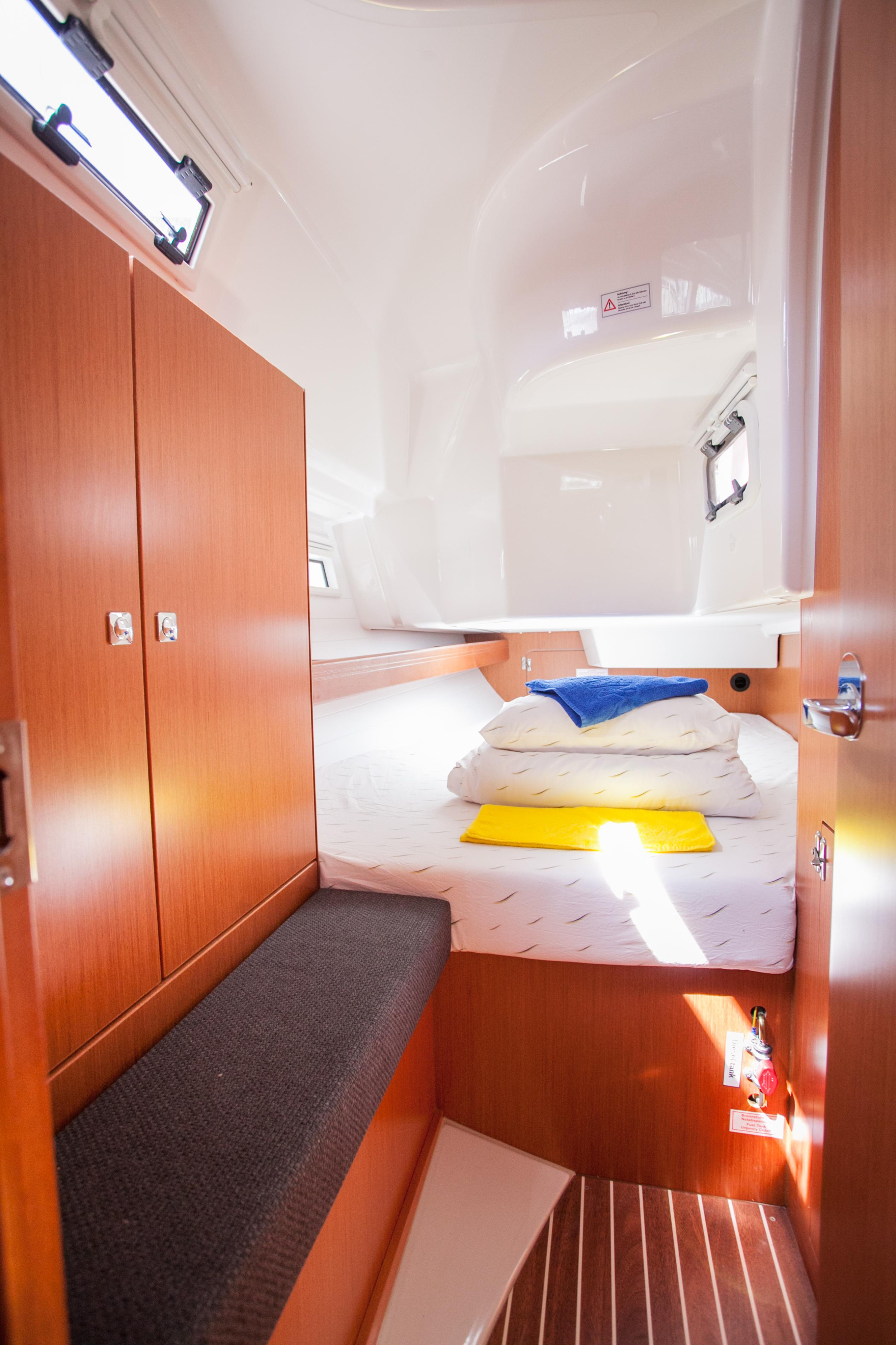 Bavaria Cruiser 34 — photo 2