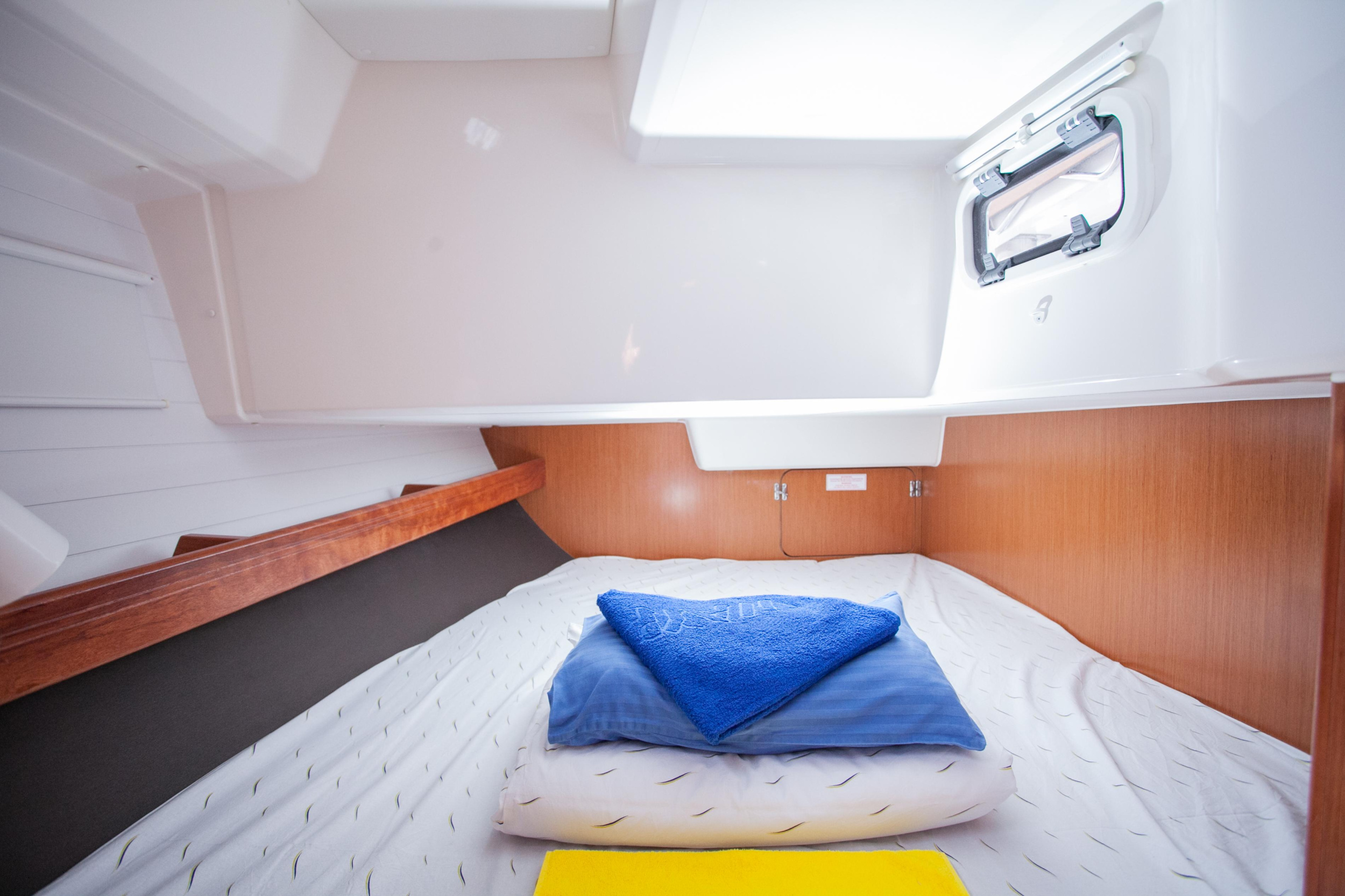 Bavaria Cruiser 41 — photo 6