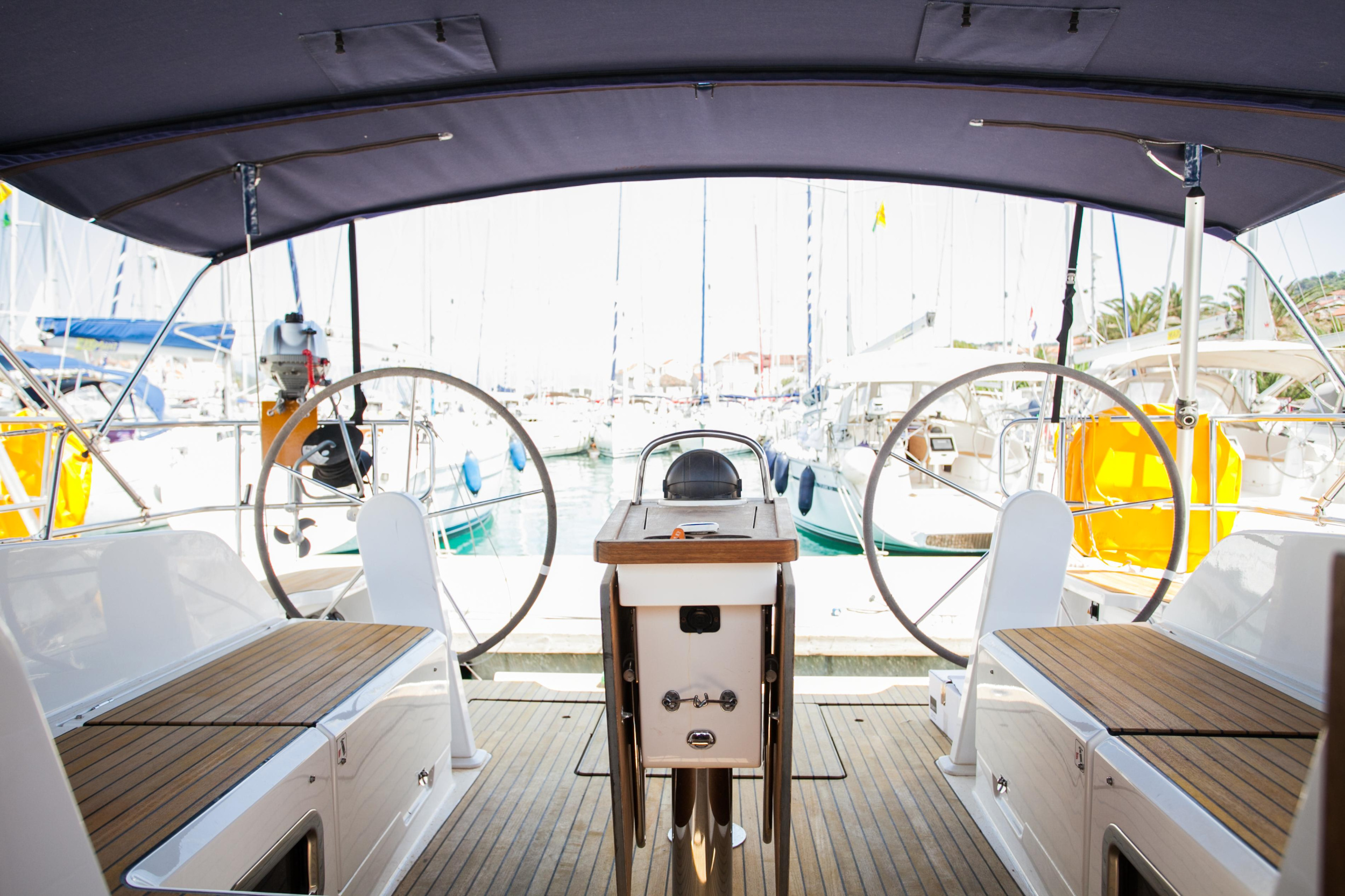 Bavaria Cruiser 46 — photo 12