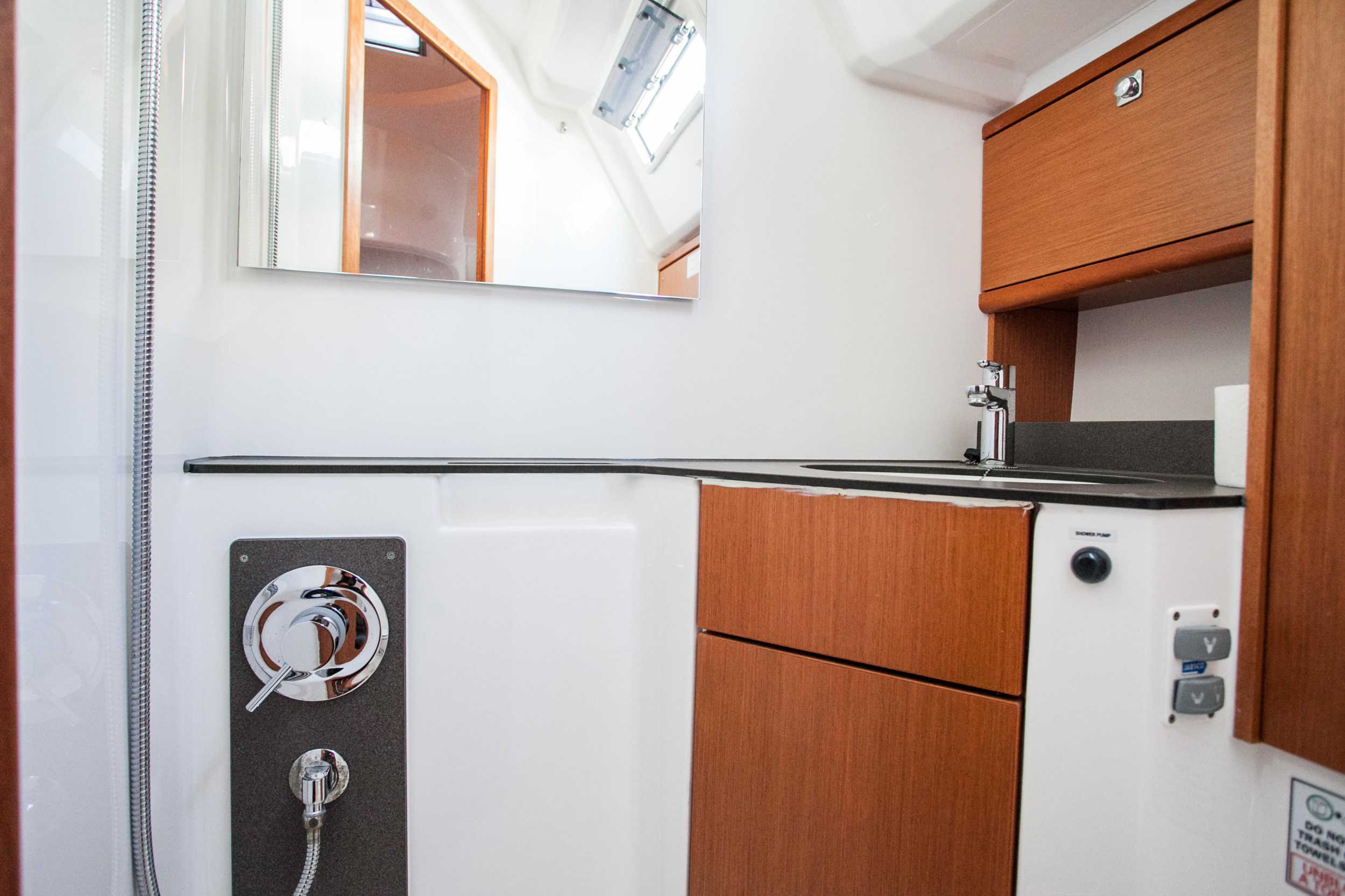 Bavaria Cruiser 46 — photo 5