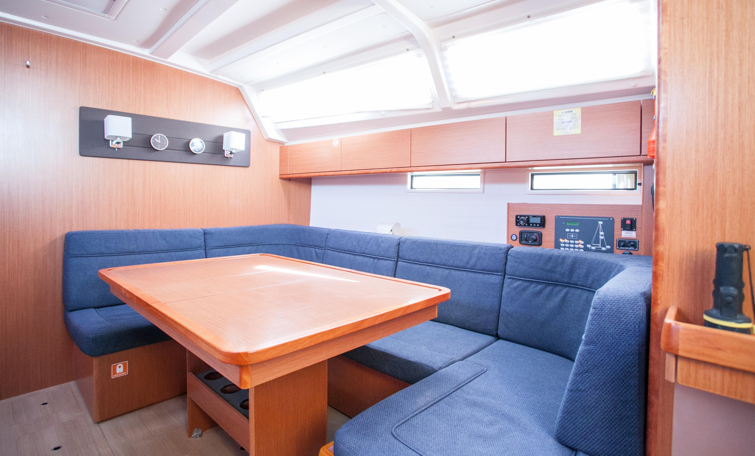 Bavaria Cruiser 46 — photo 13