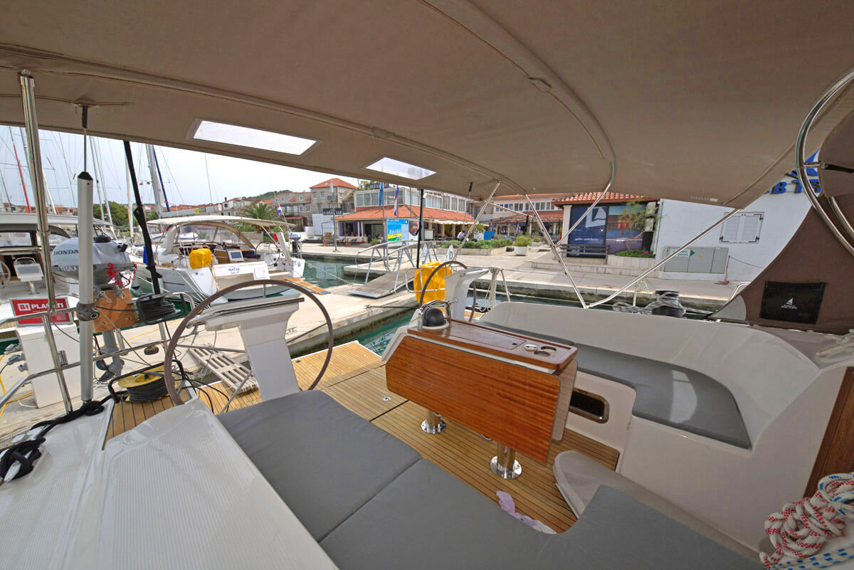 Bavaria Cruiser 46 — photo 8