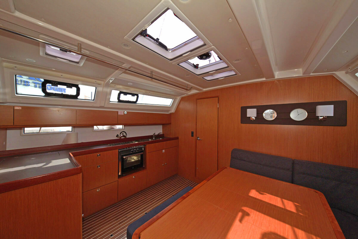 Bavaria Cruiser 46 — photo 2