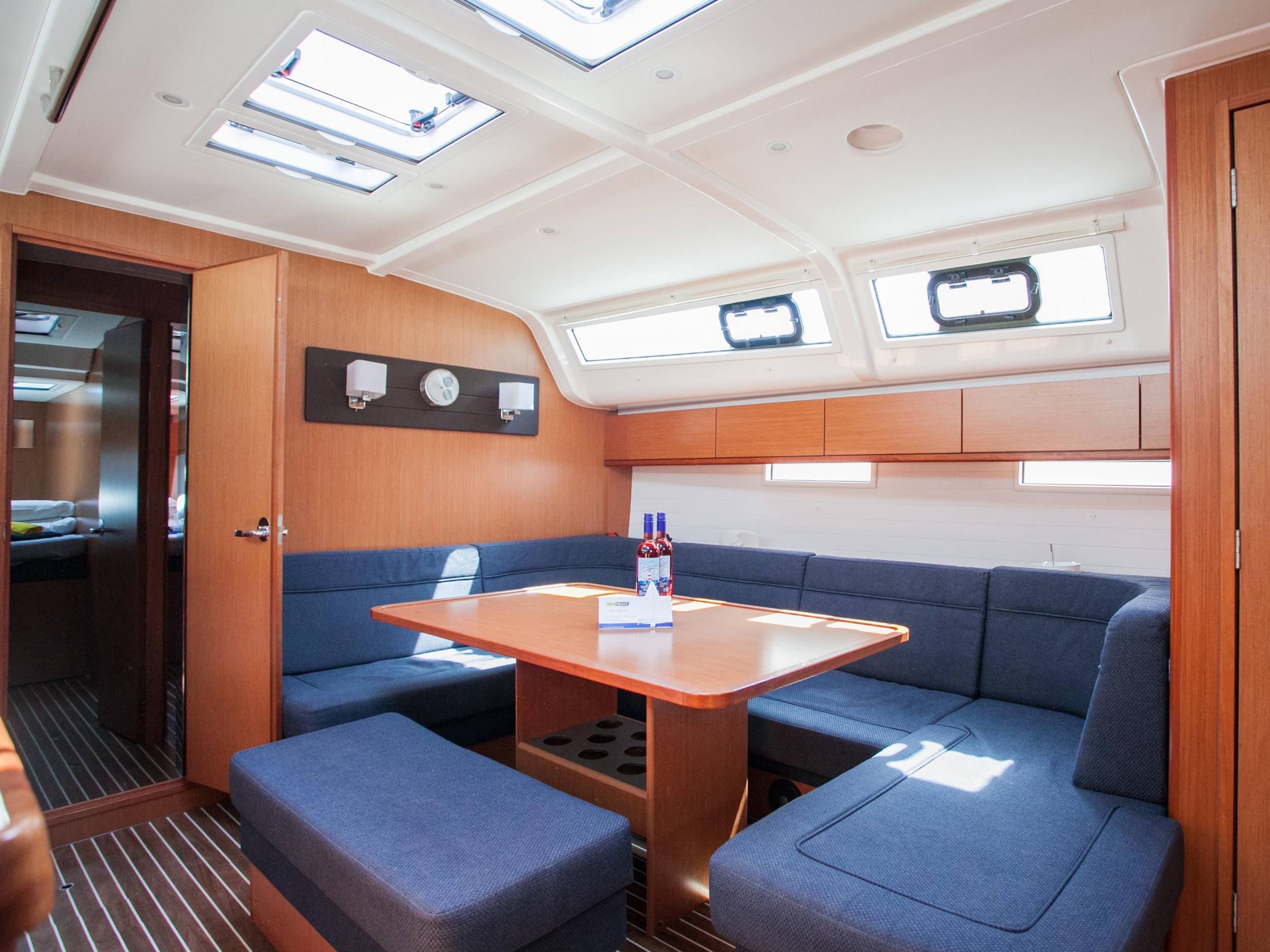 Bavaria Cruiser 51 — photo 4
