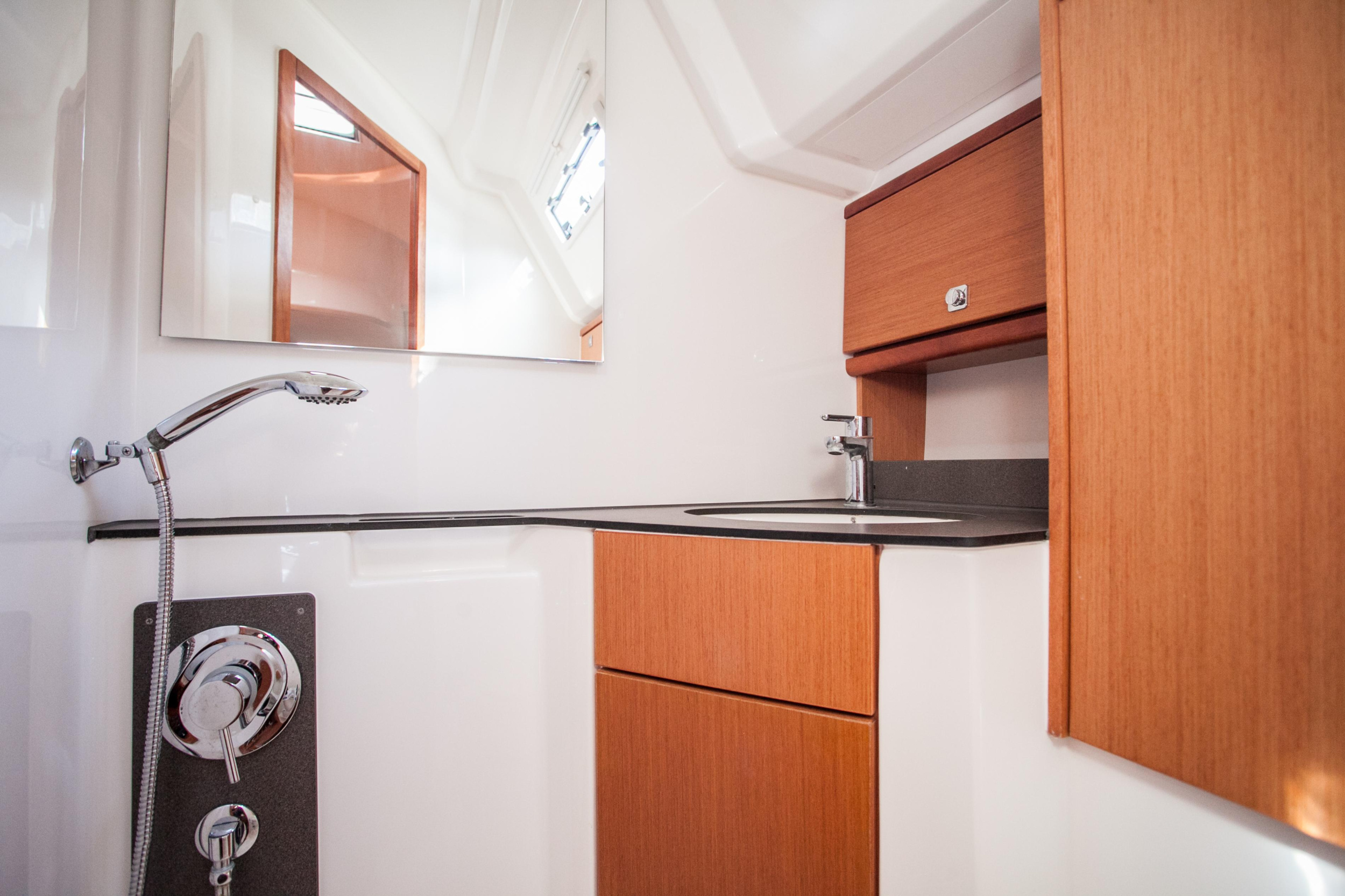 Bavaria Cruiser 46 — photo 11