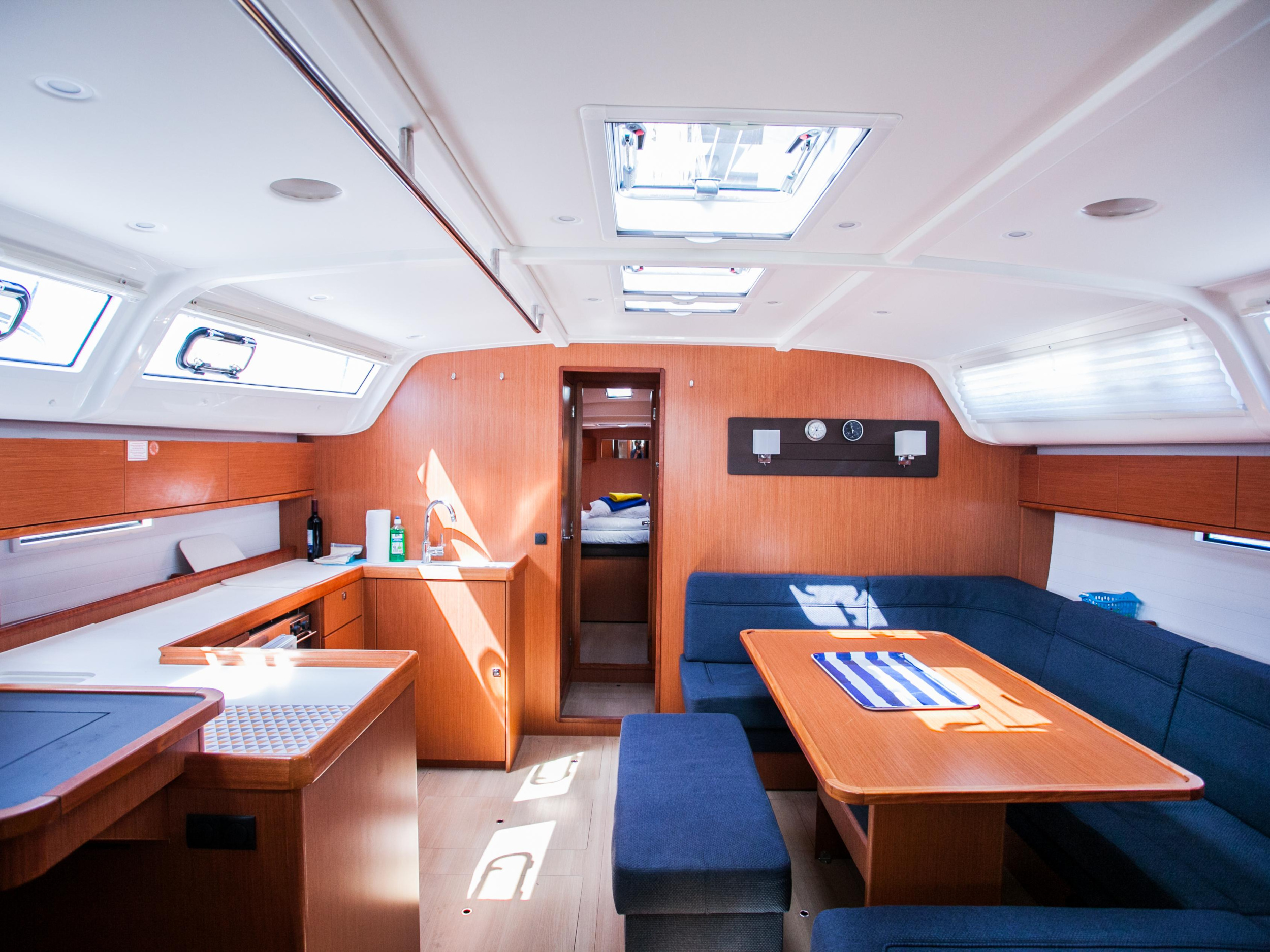Bavaria Cruiser 51 — photo 3