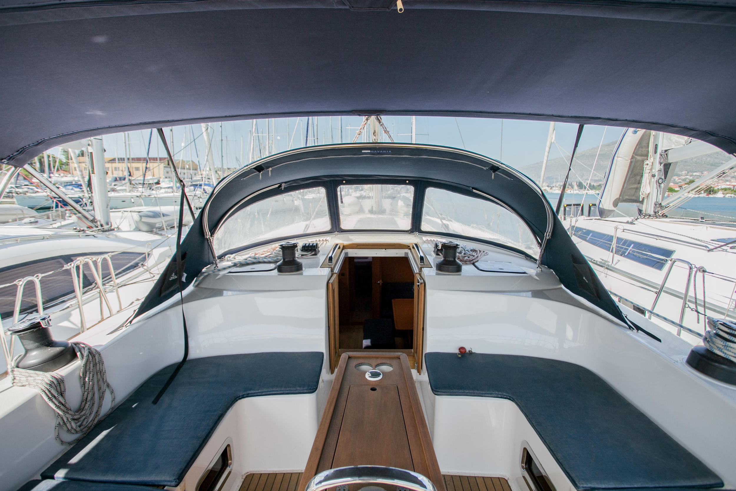 Bavaria Cruiser 51 — photo 4